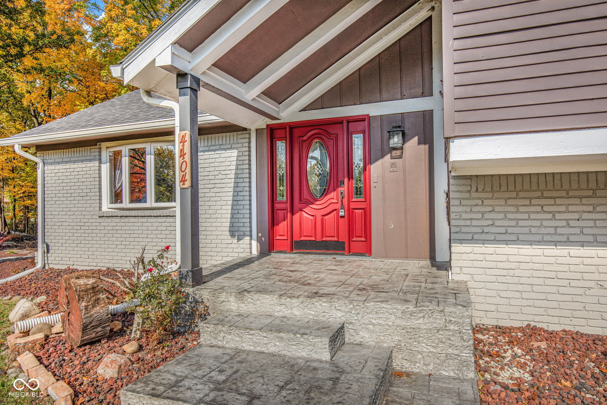 4404 Devon Lake Road