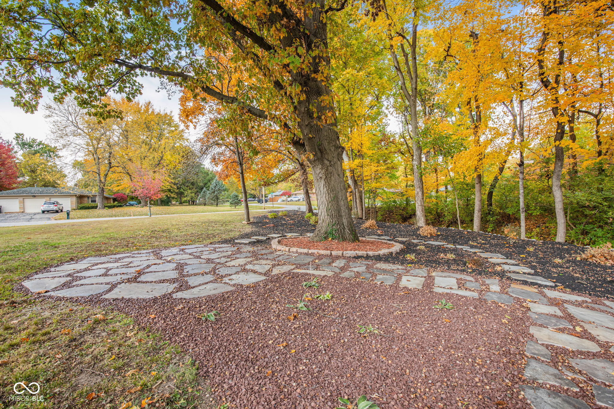 4404 Devon Lake Road