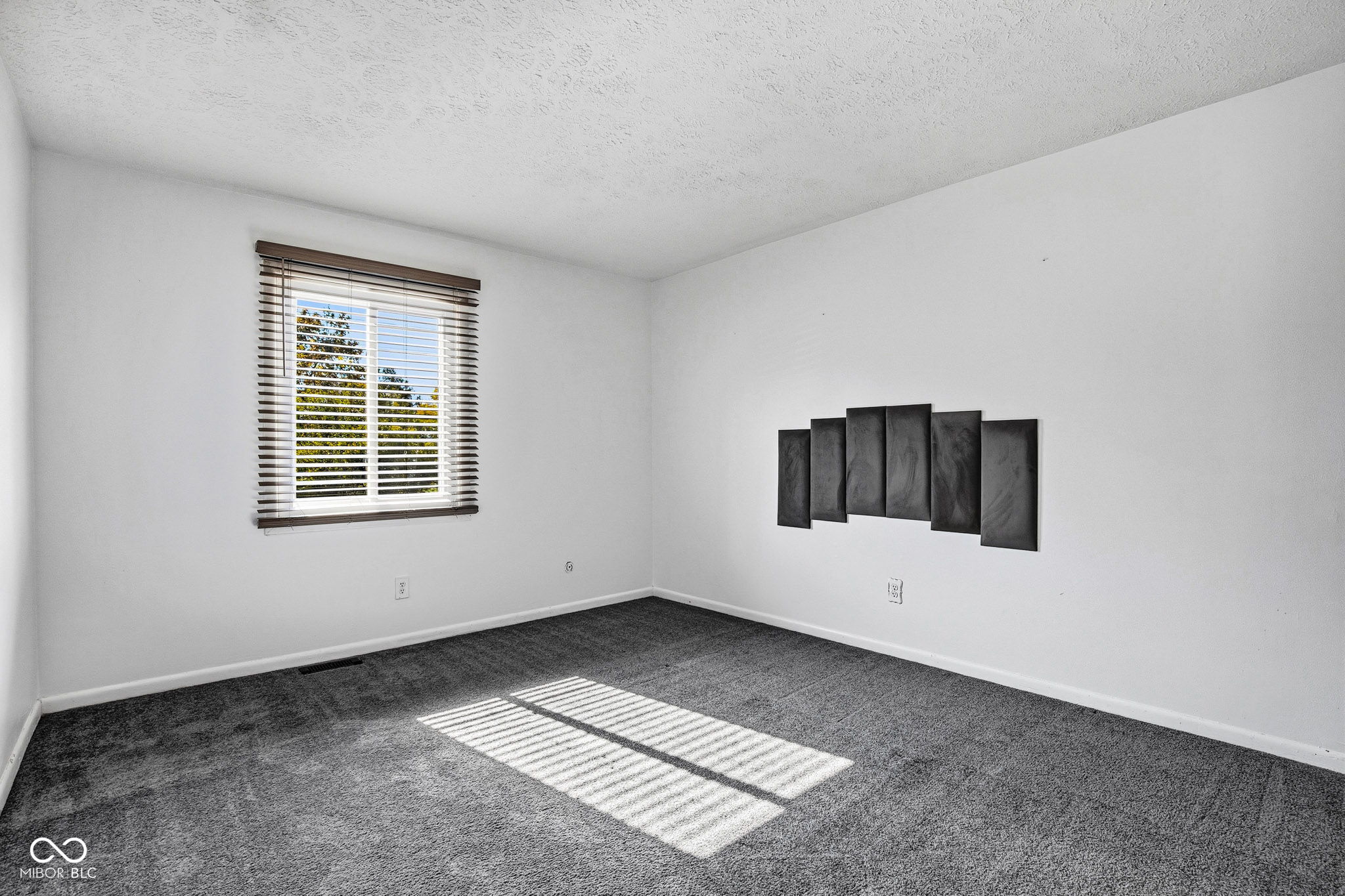 4404 Devon Lake Road