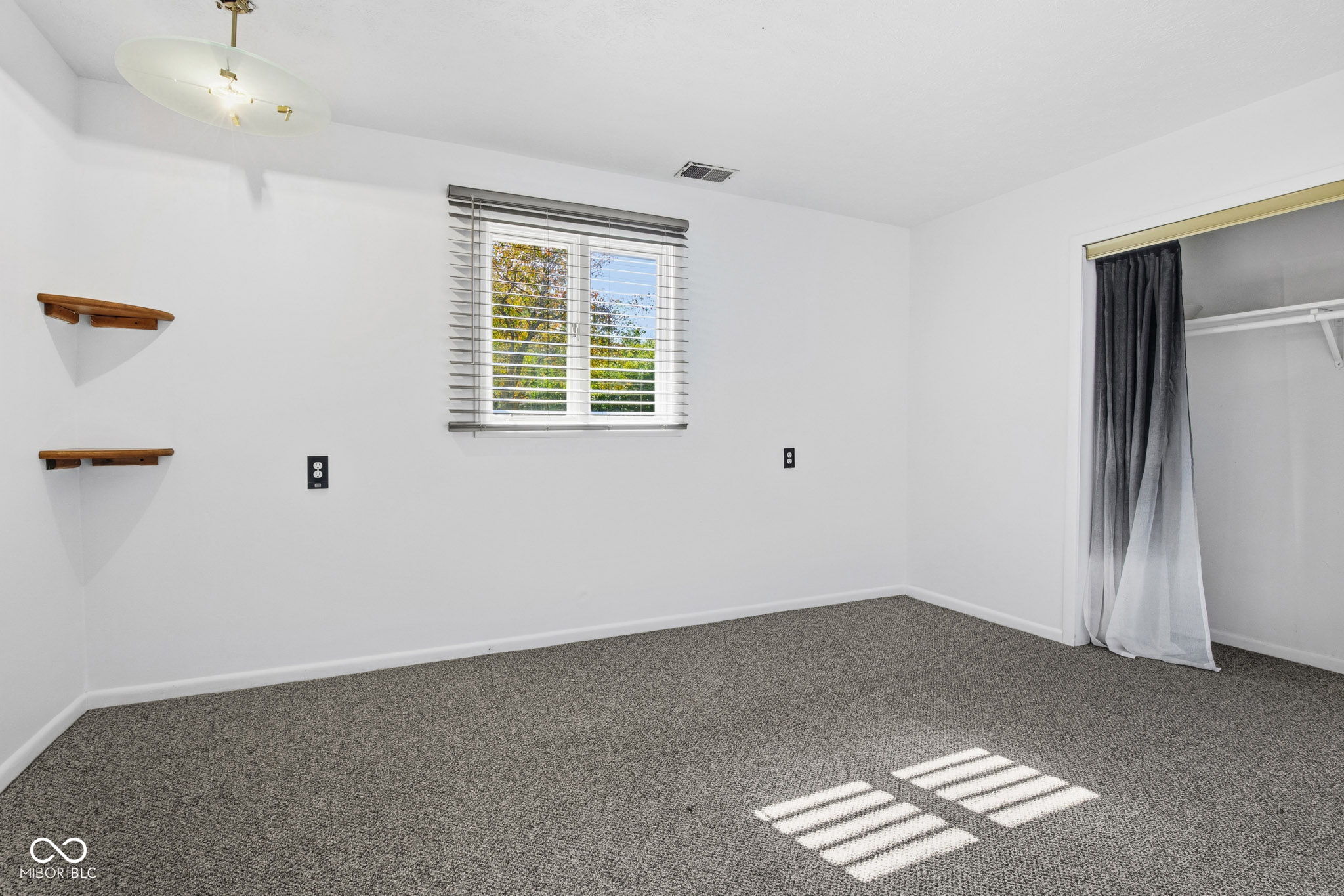 4404 Devon Lake Road