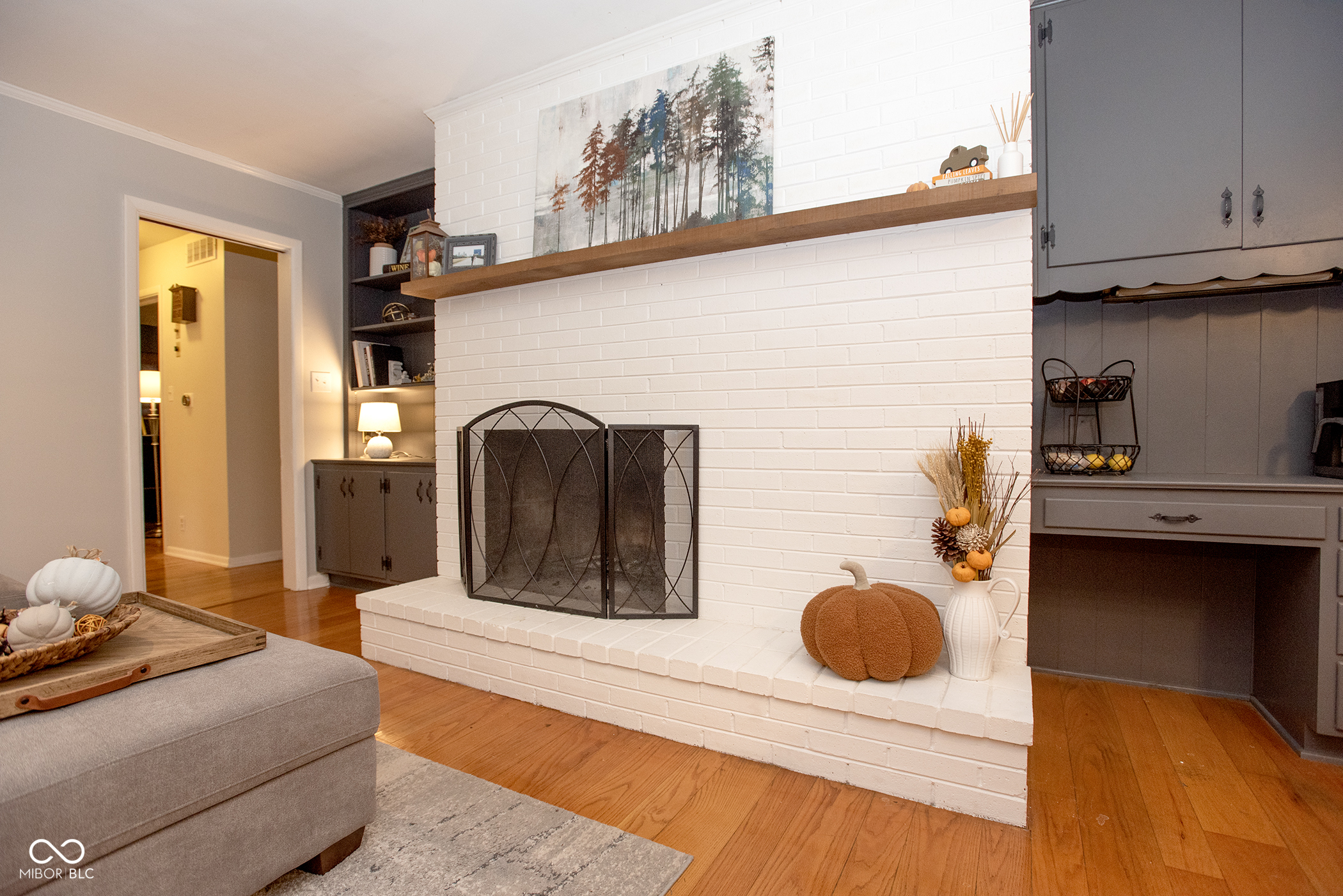 4743 Bluffwood Drive N