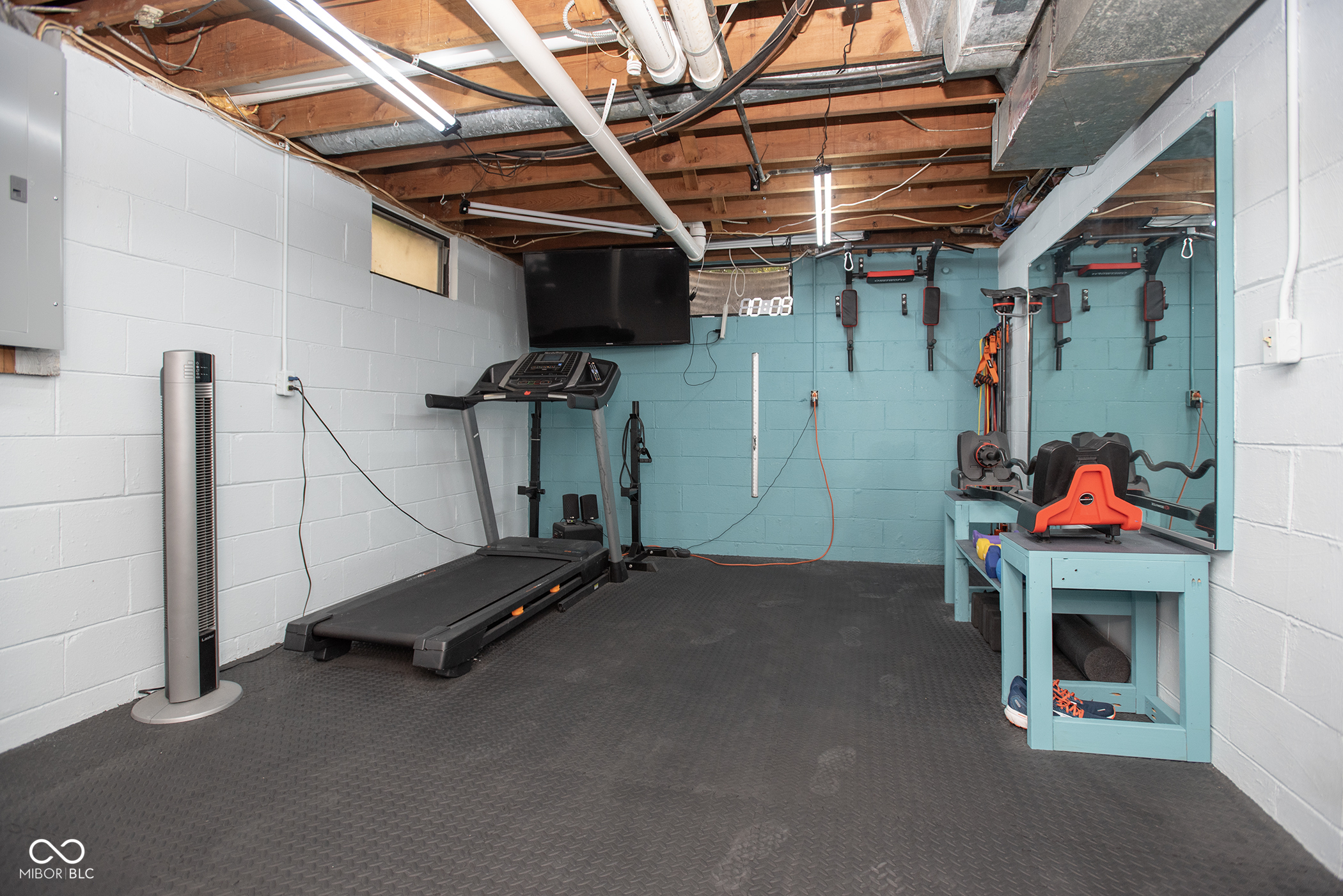 4743 Bluffwood Drive N