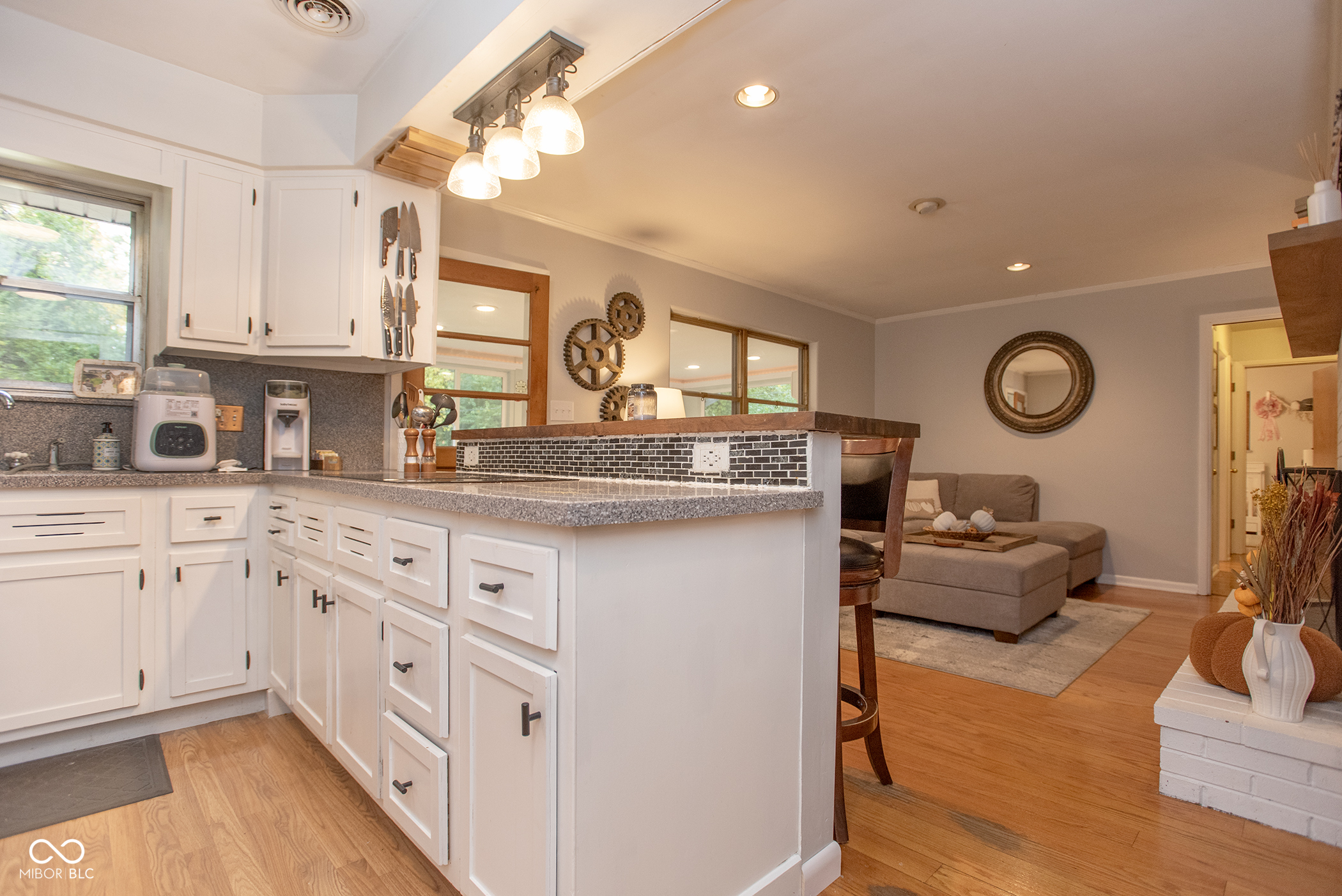 4743 Bluffwood Drive N