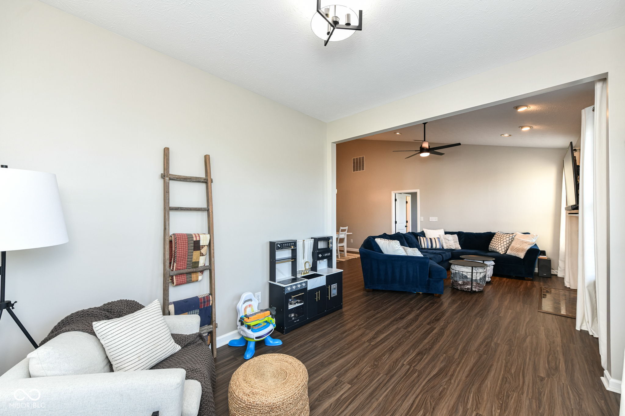 3784 Dusty Sands Road