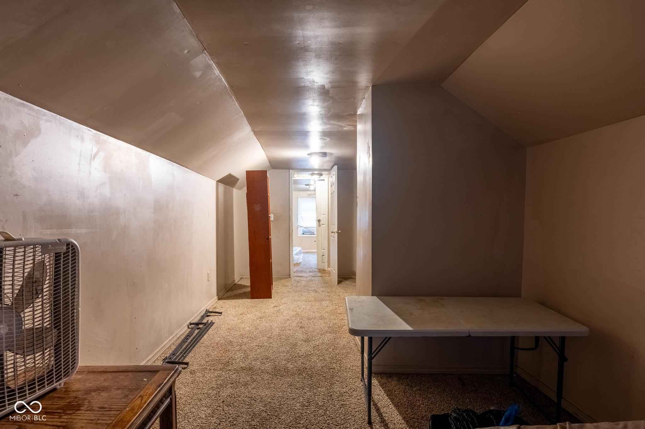 4809 E New York Street