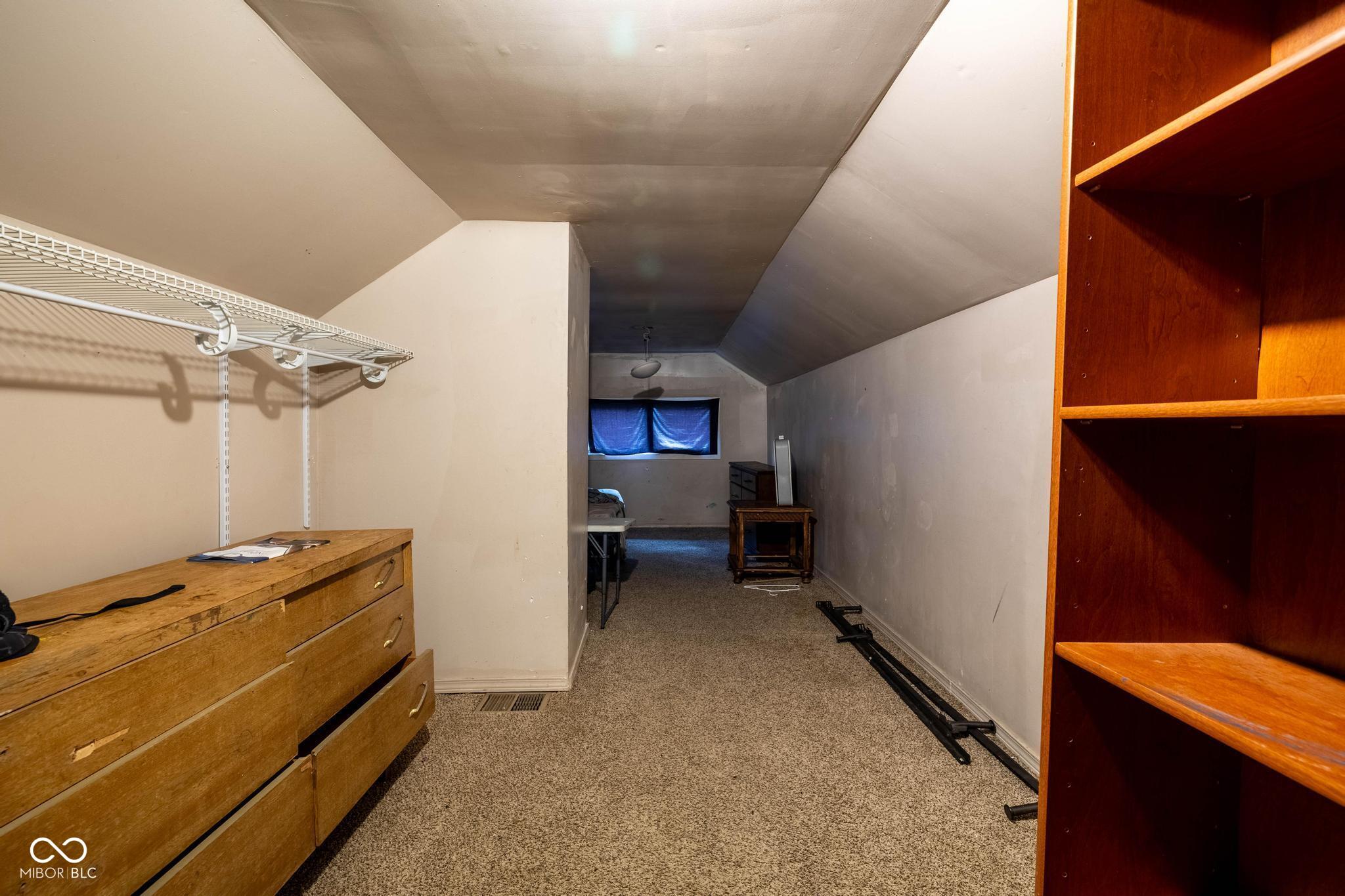 4809 E New York Street