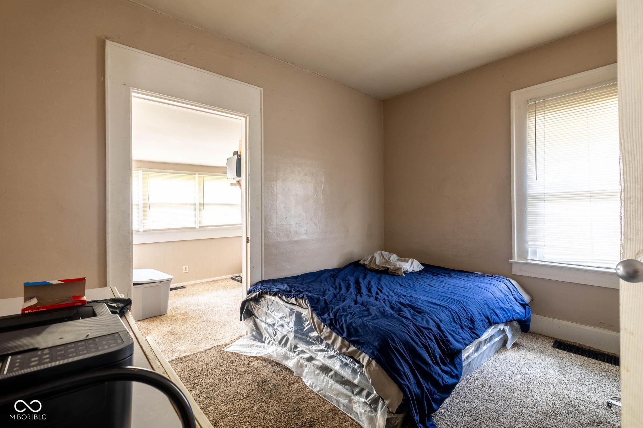 4809 E New York Street