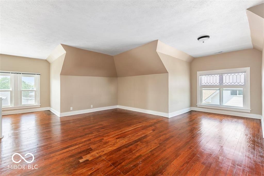 509 N Meridian Street Unit: 5