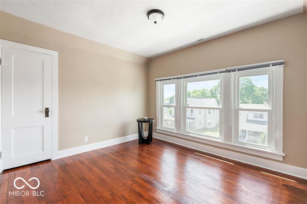 509 N Meridian Street Unit: 5