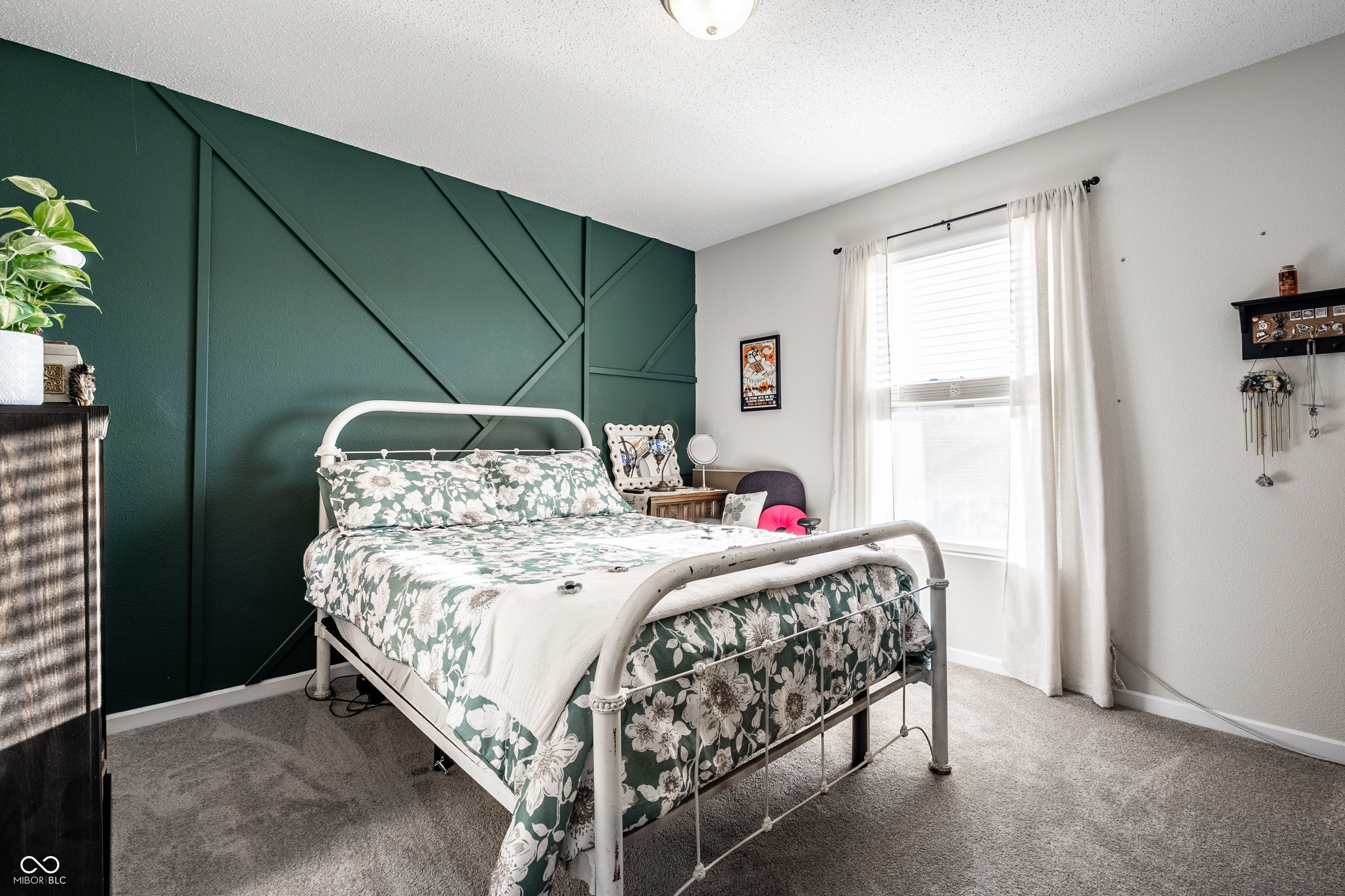 8254 S Midnight Drive