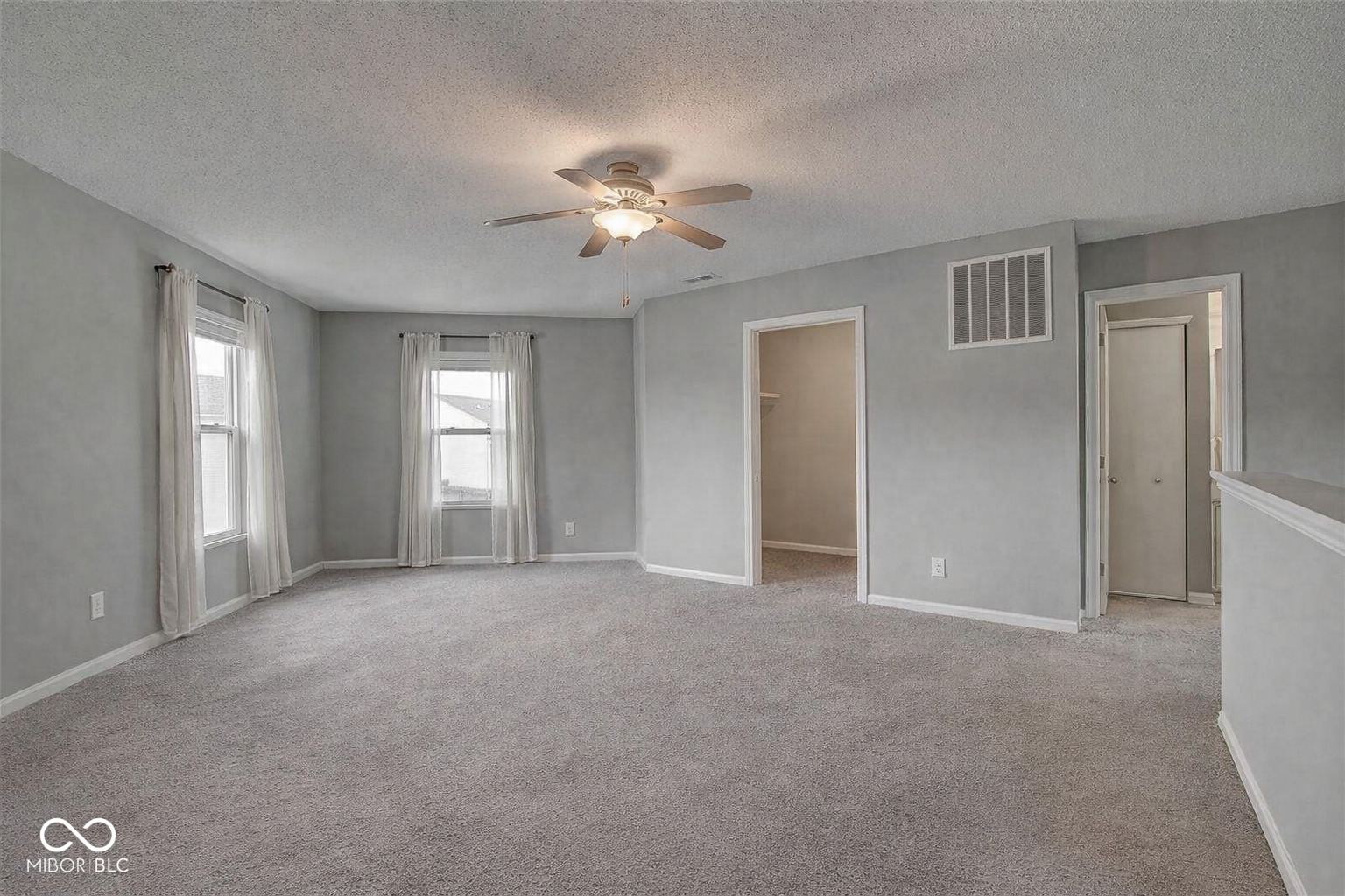 8254 S Midnight Drive