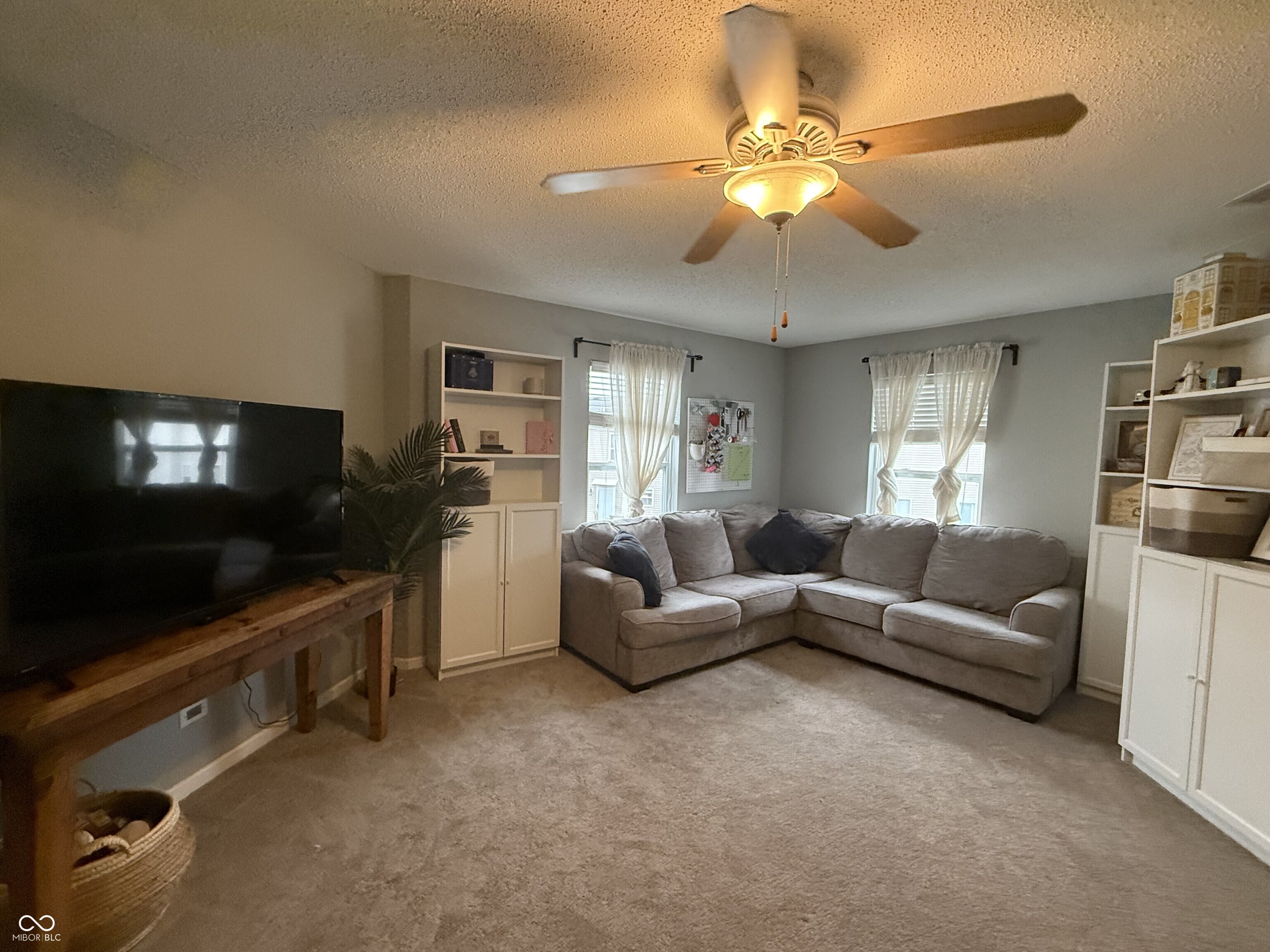 8254 S Midnight Drive