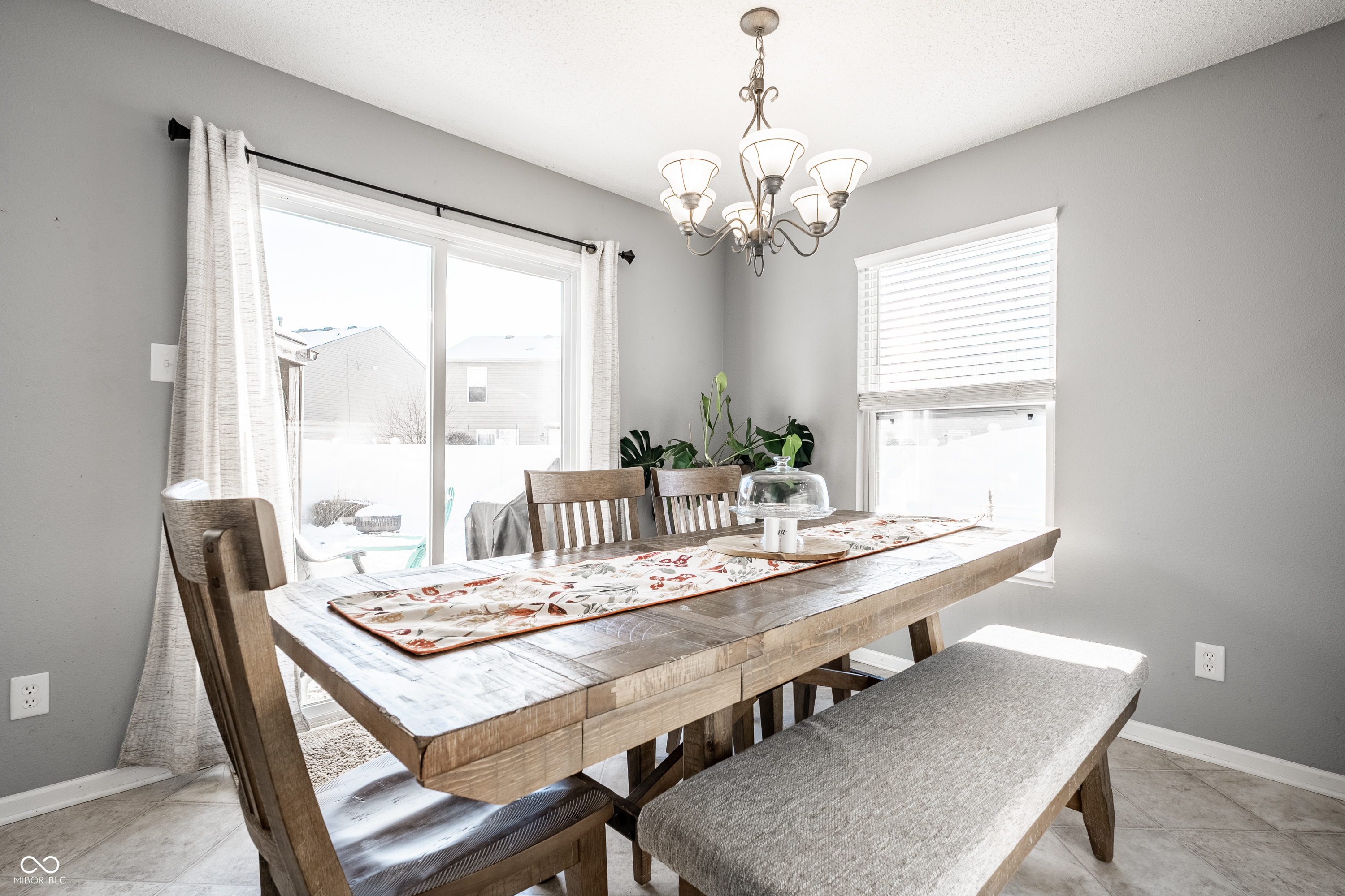 8254 S Midnight Drive