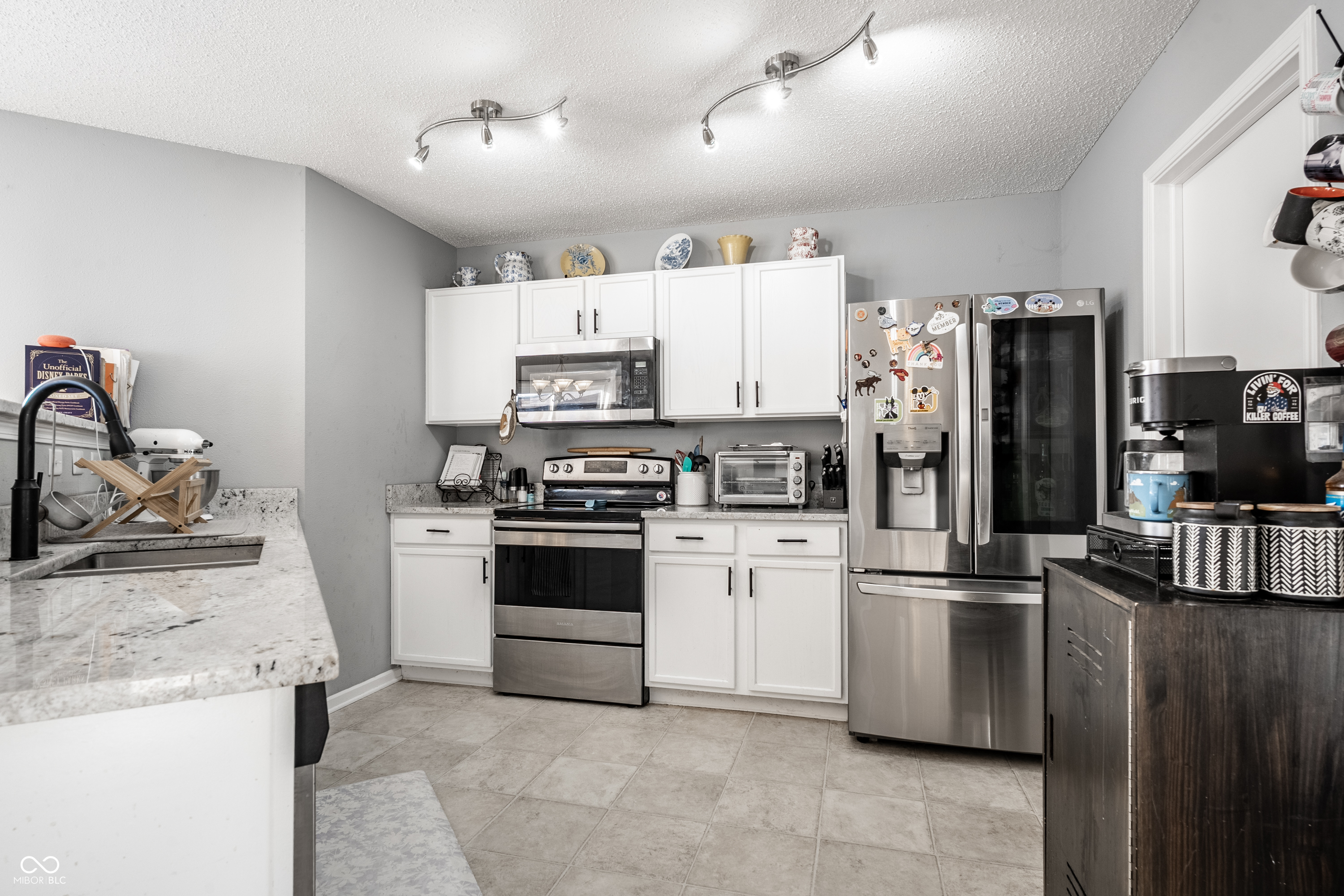 8254 S Midnight Drive