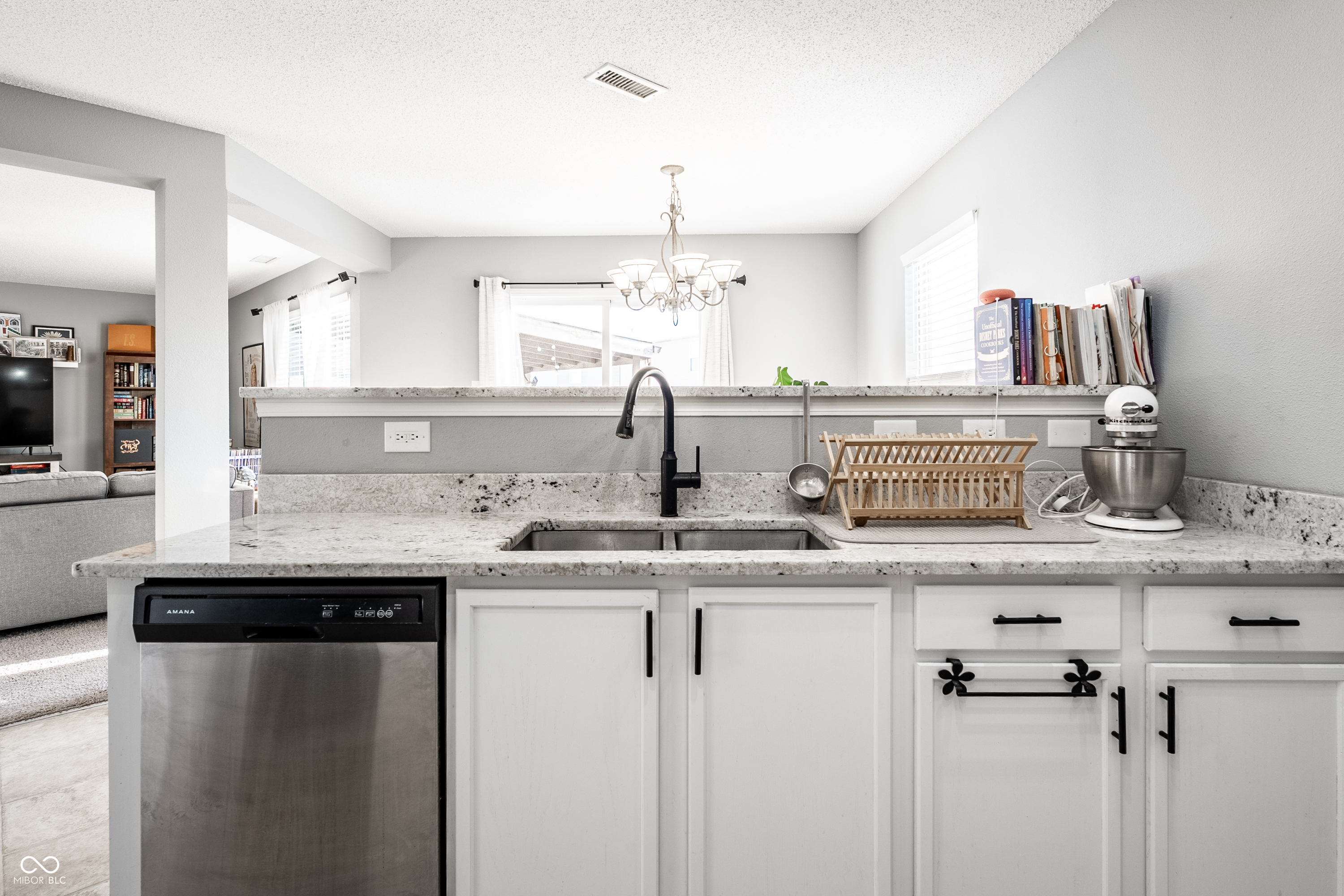 8254 S Midnight Drive