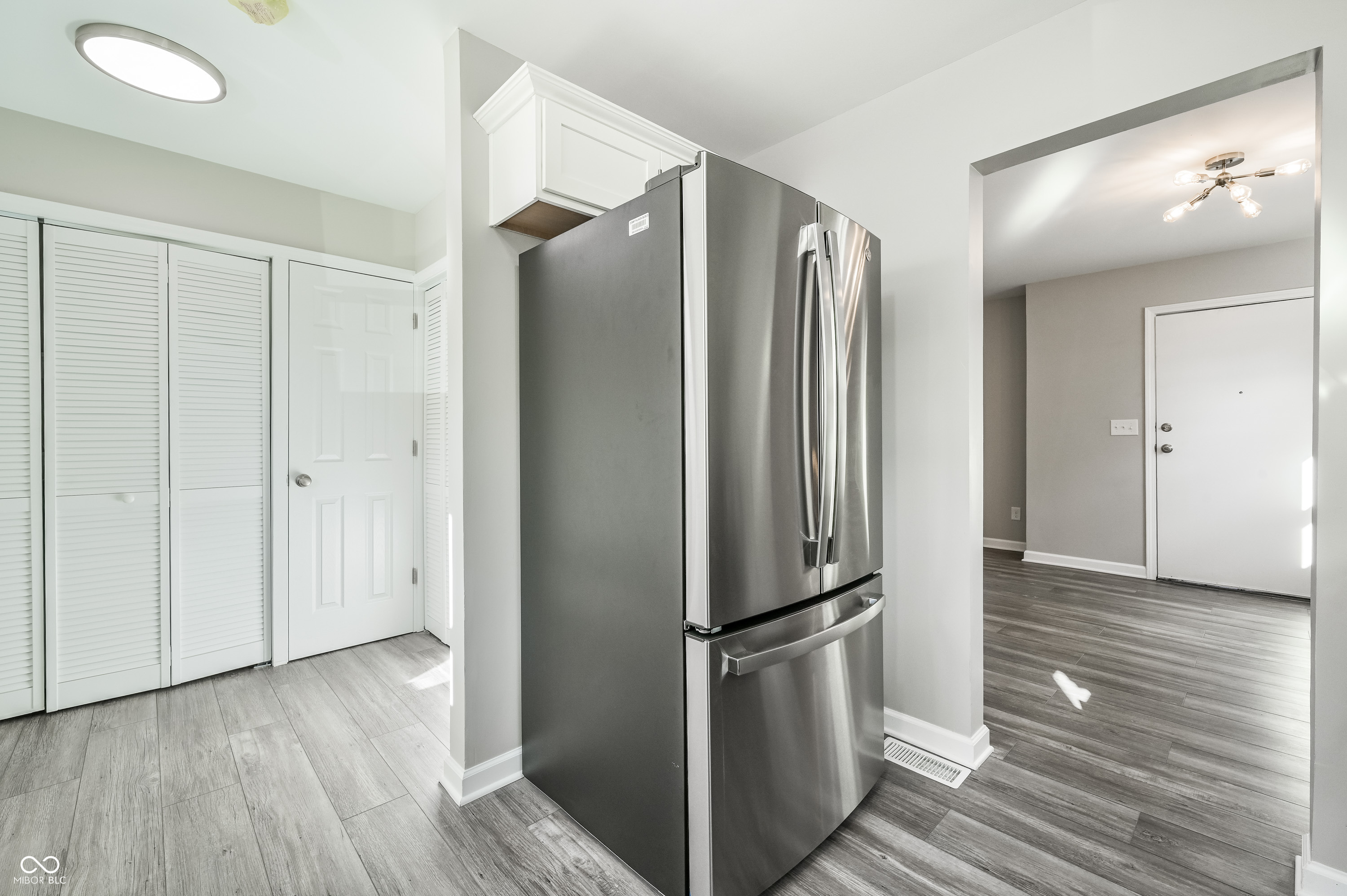 4628 Woodcroft Avenue