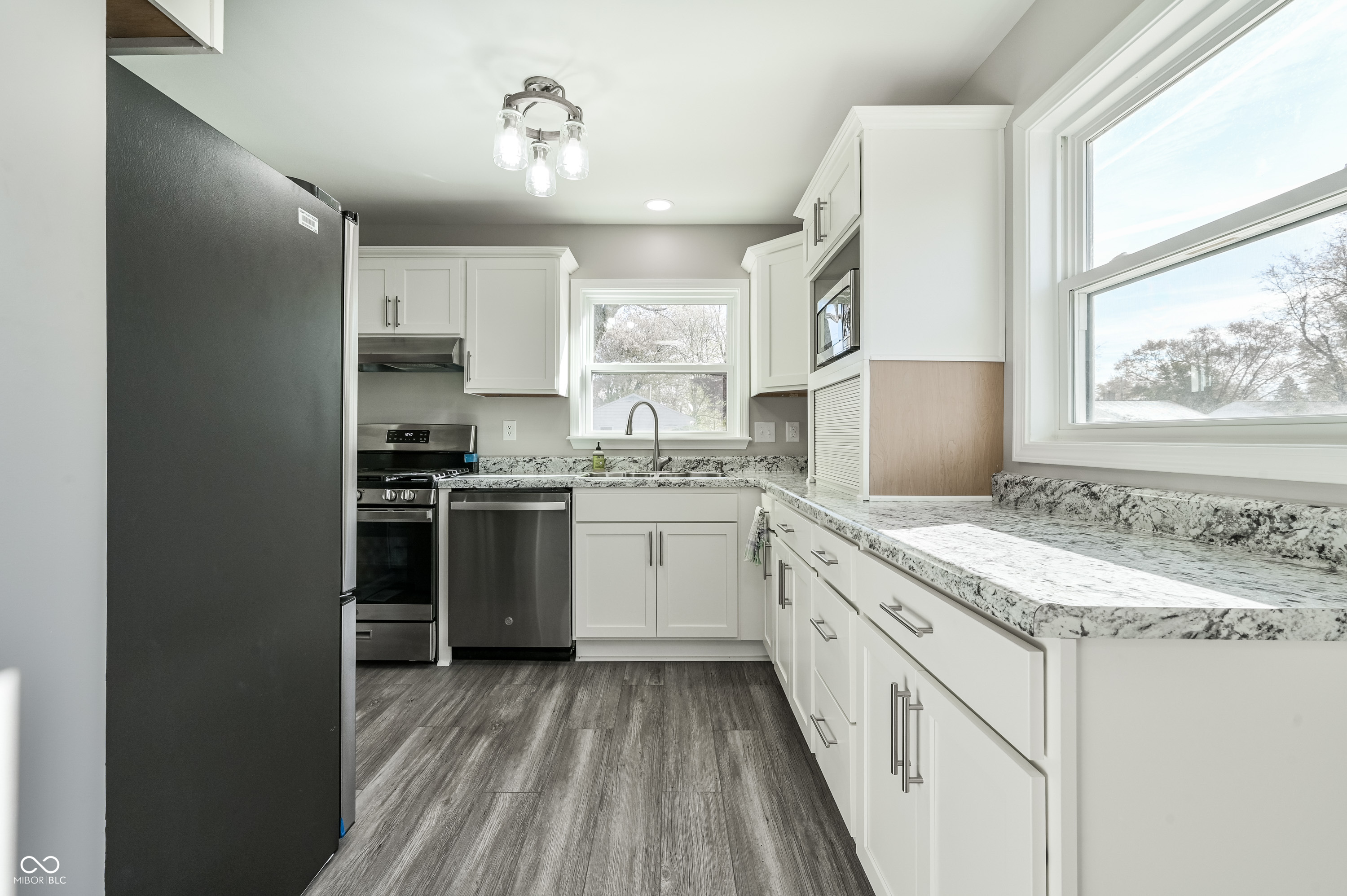 4628 Woodcroft Avenue