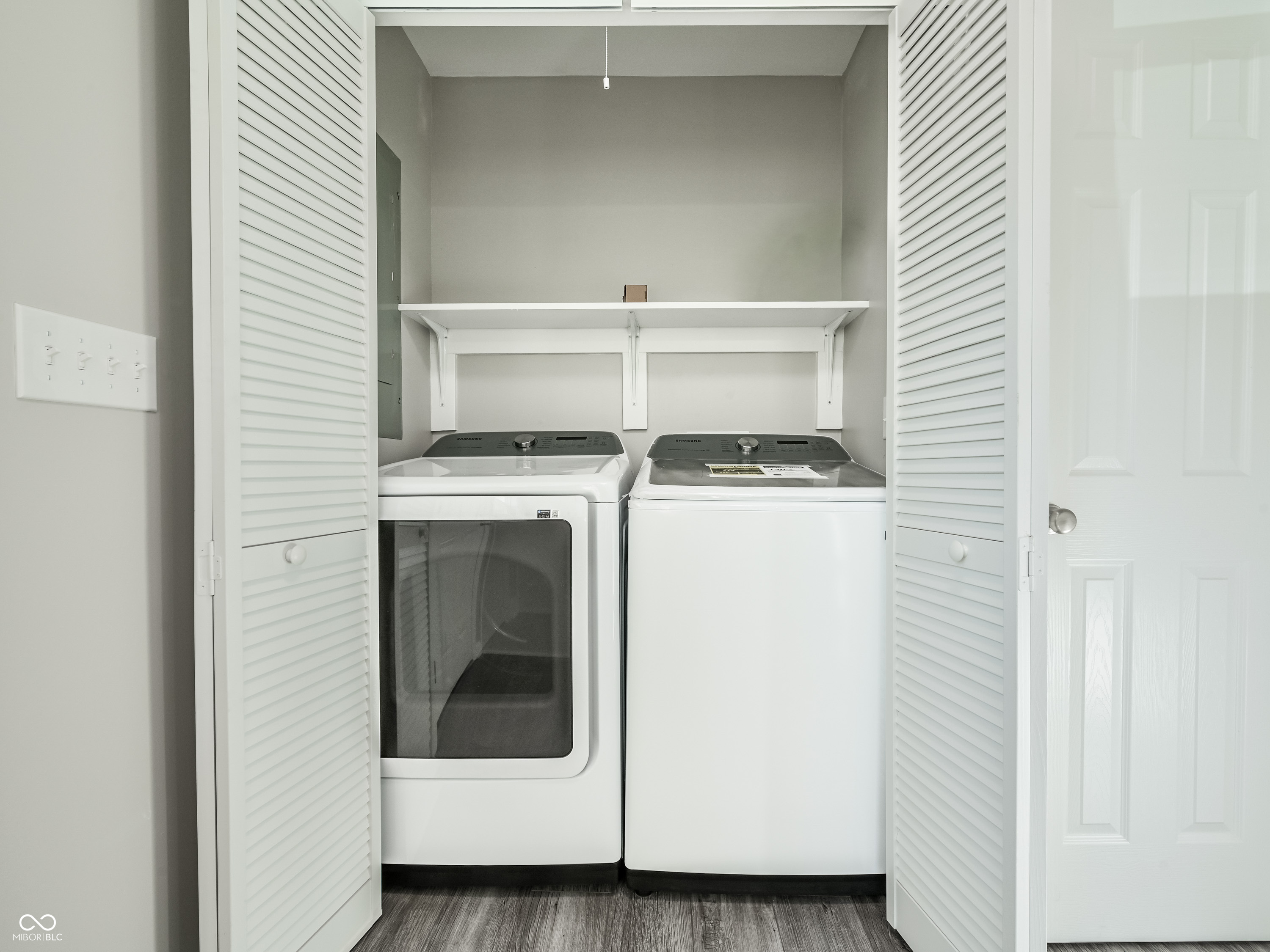 4628 Woodcroft Avenue