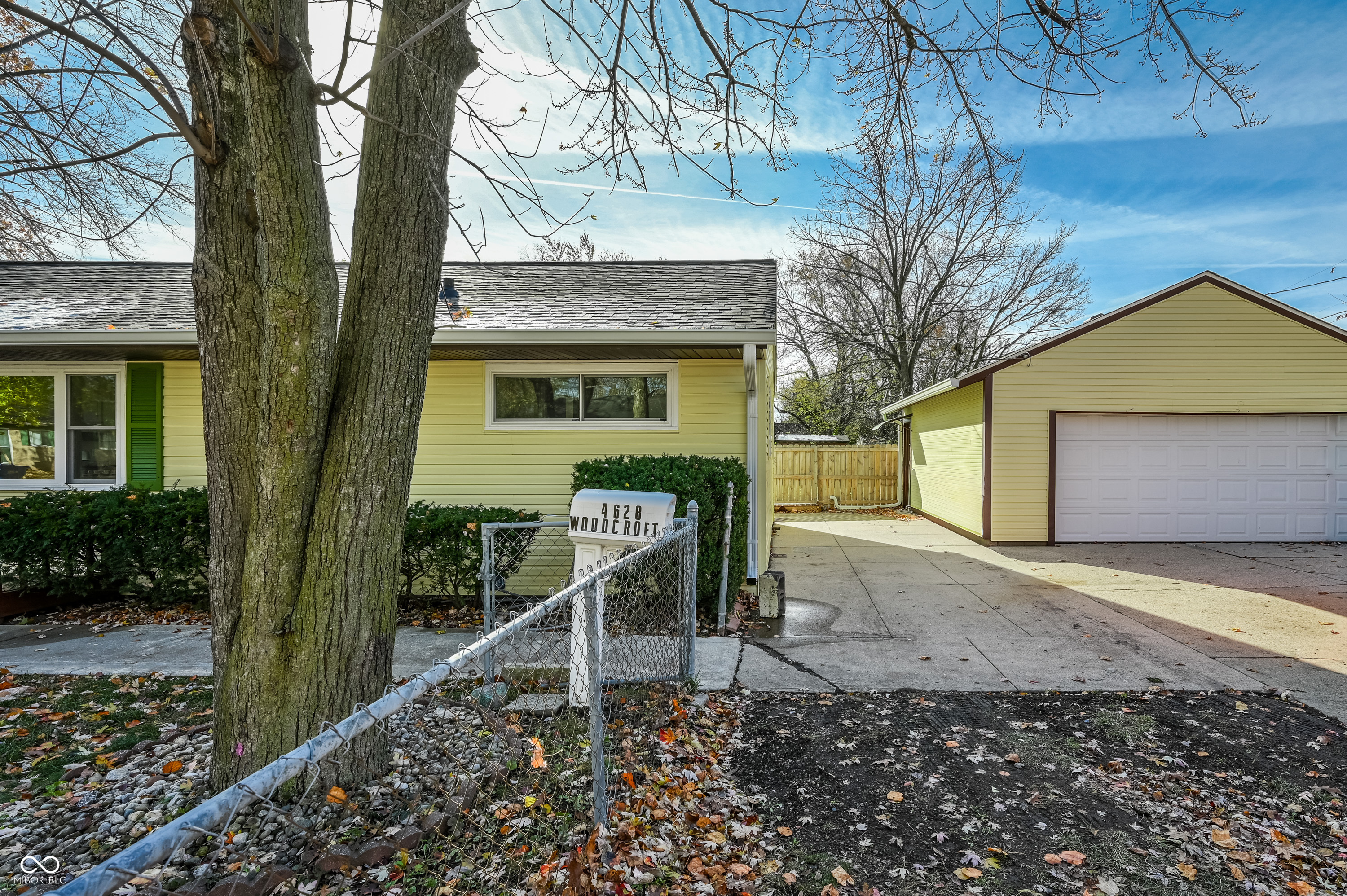 4628 Woodcroft Avenue