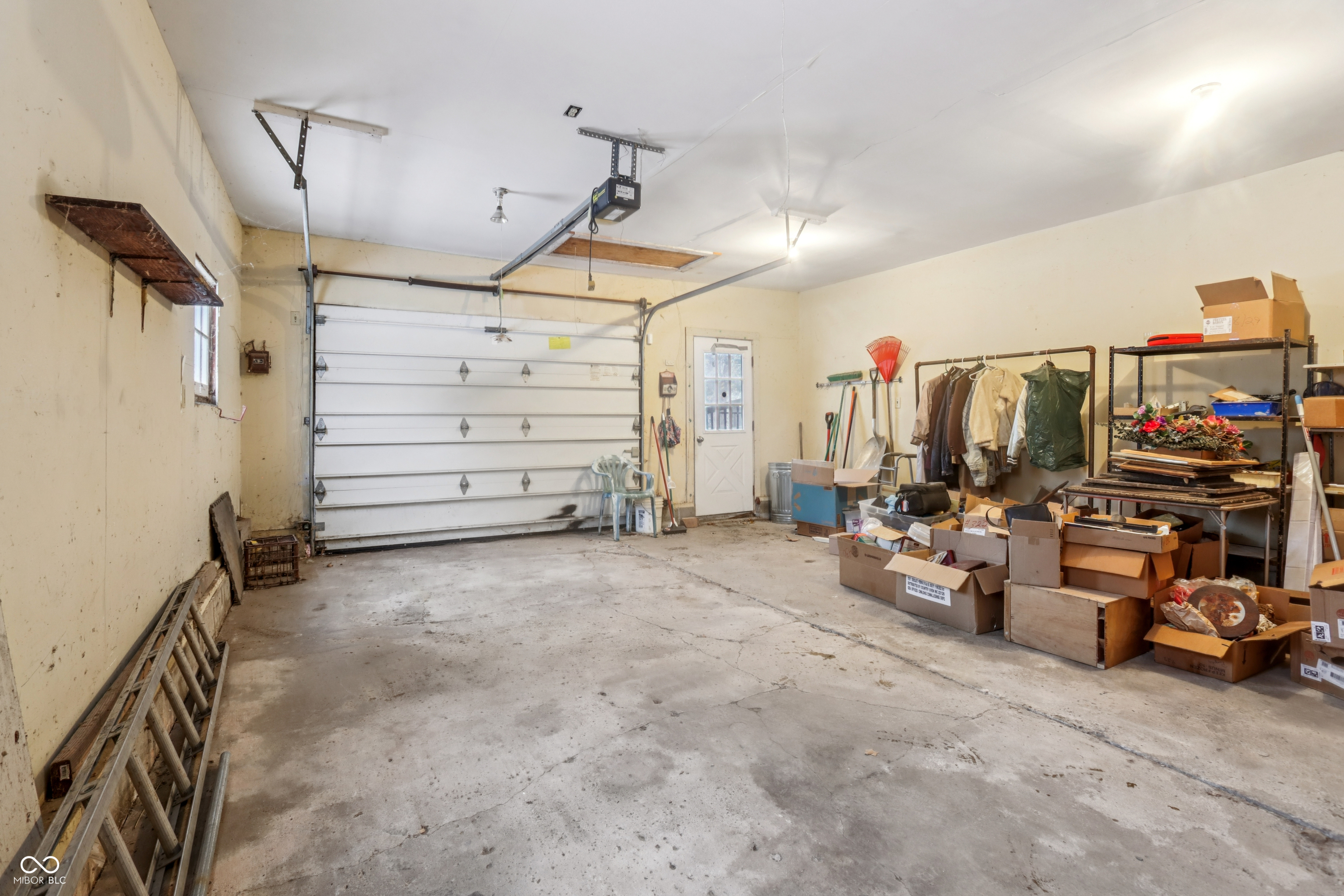 1670 W Old Waynetown Road