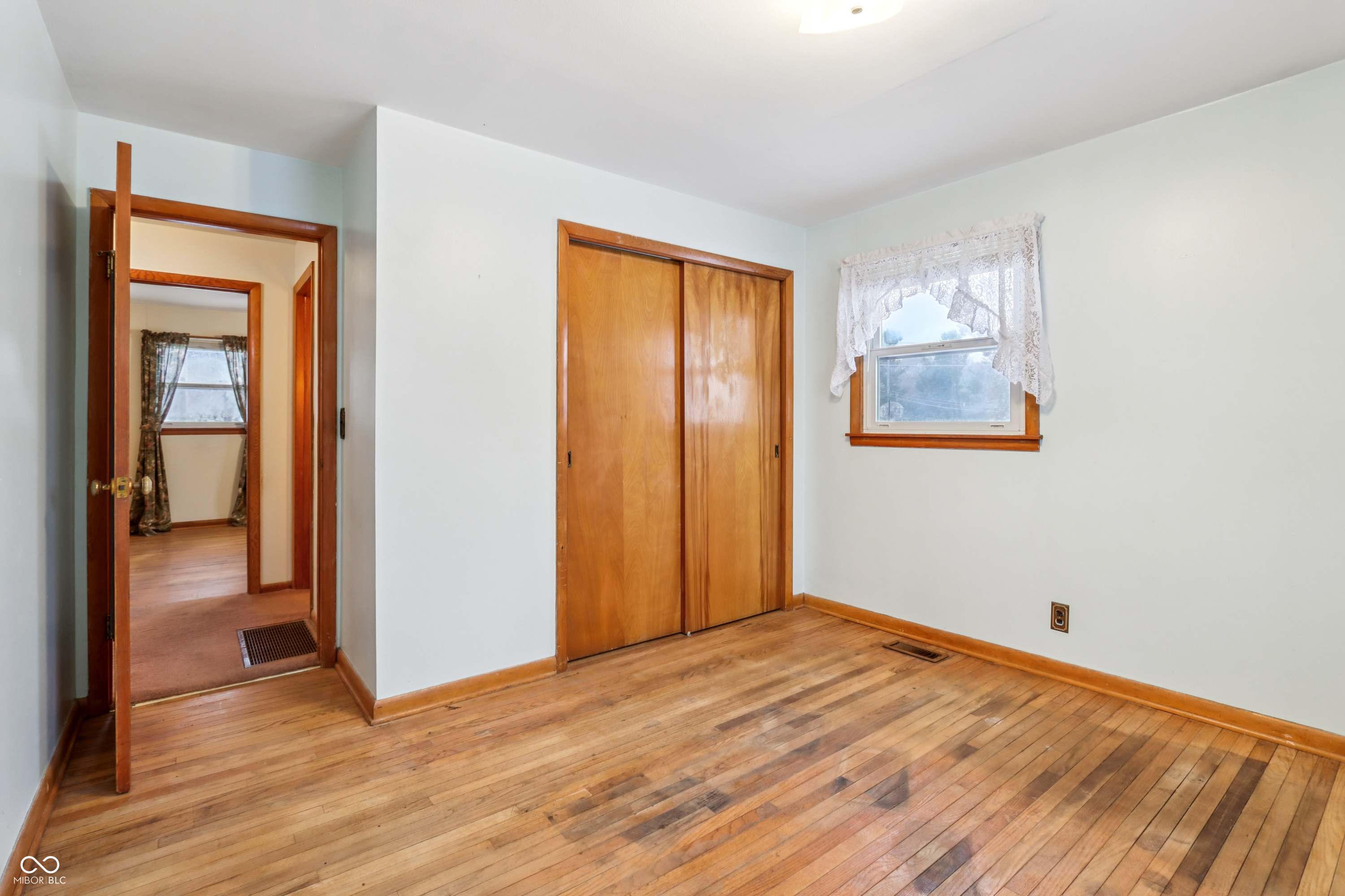 1670 W Old Waynetown Road