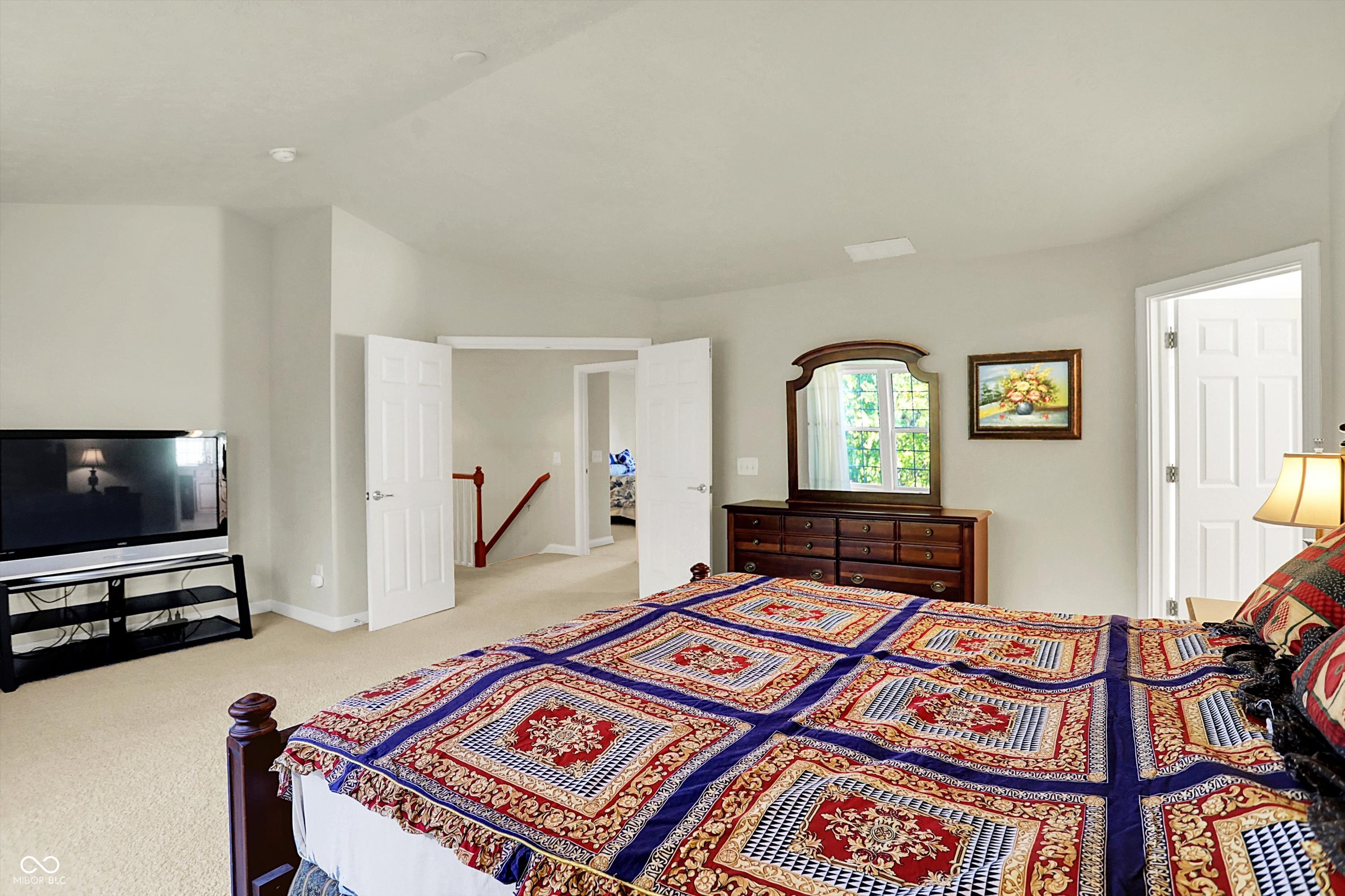 3884 Long Ridge Boulevard