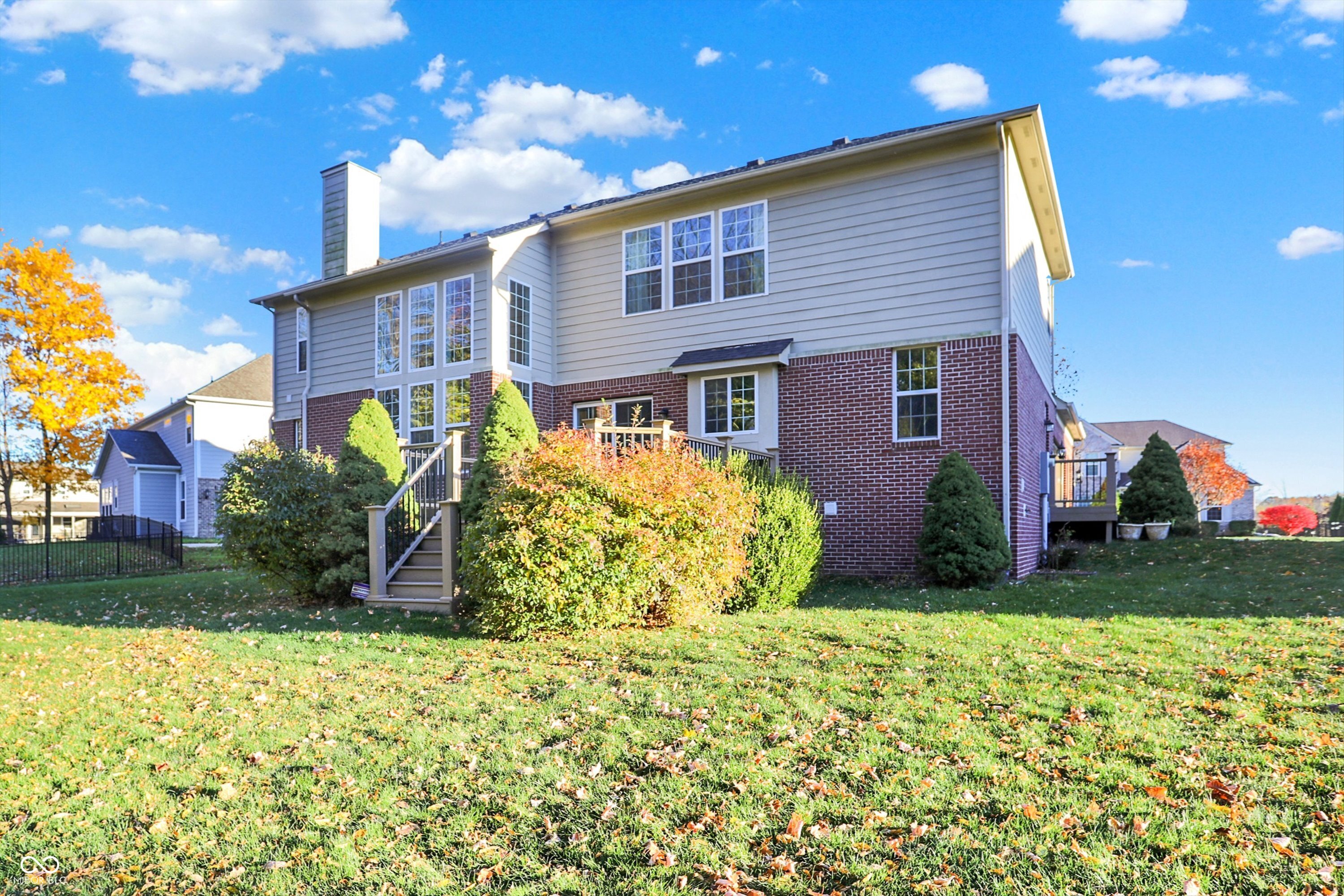 3884 Long Ridge Boulevard