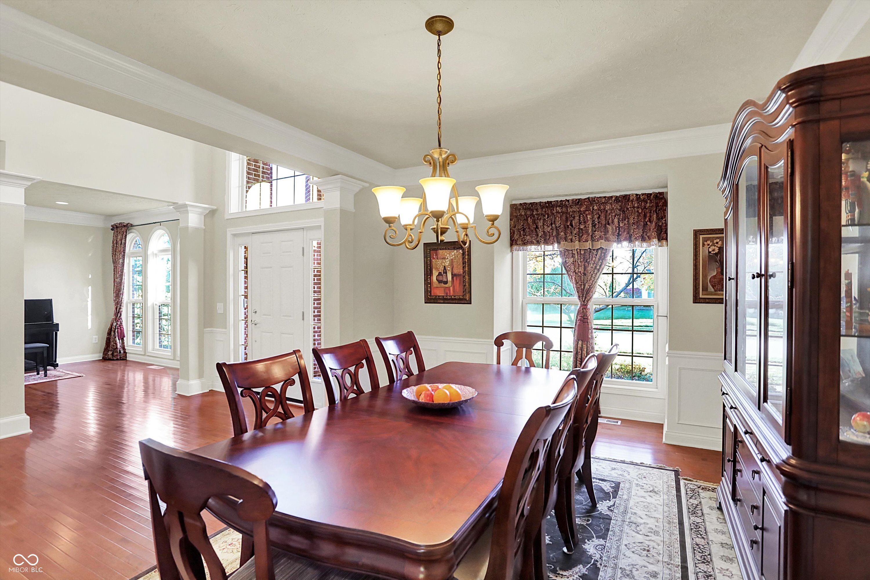 3884 Long Ridge Boulevard