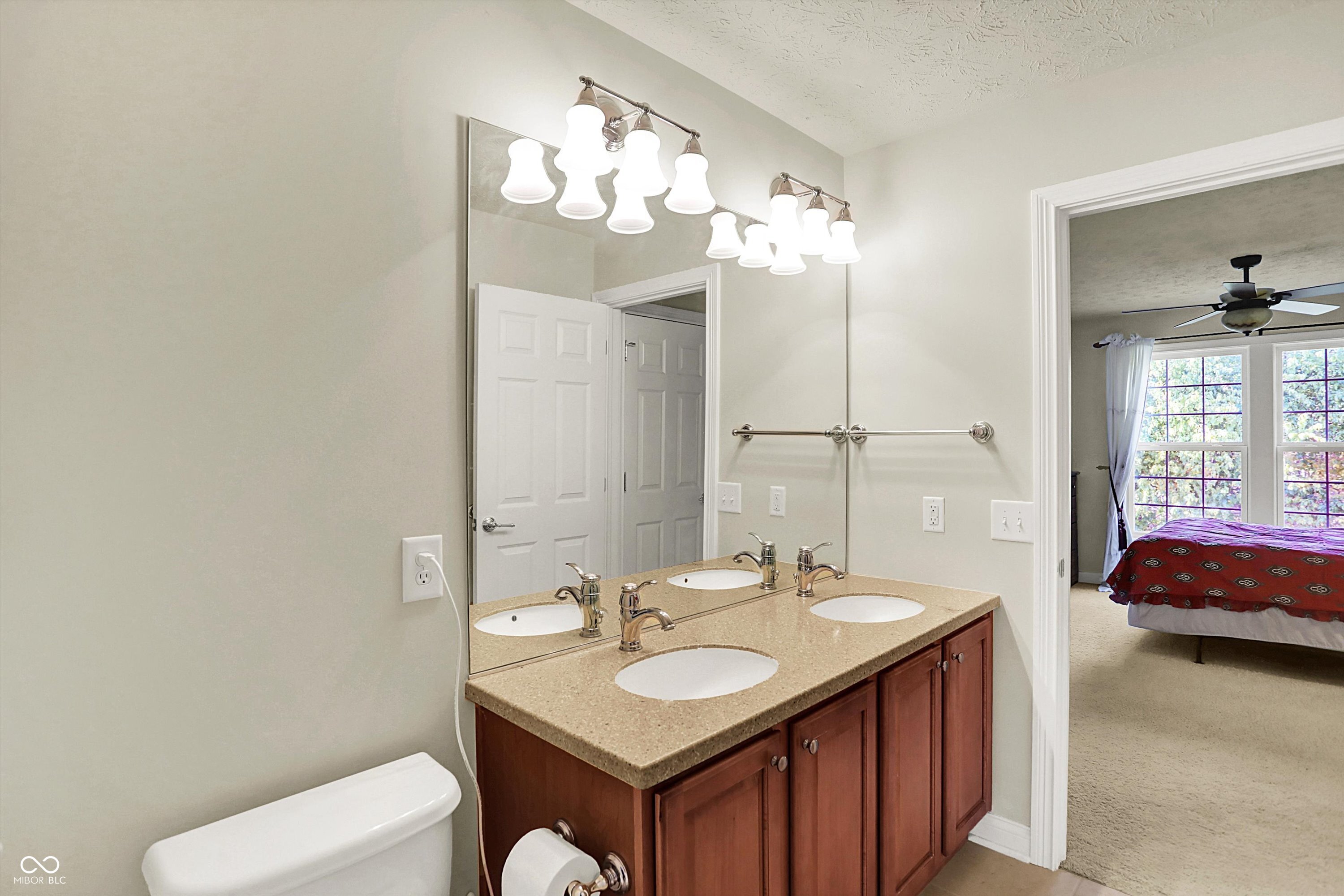 3884 Long Ridge Boulevard