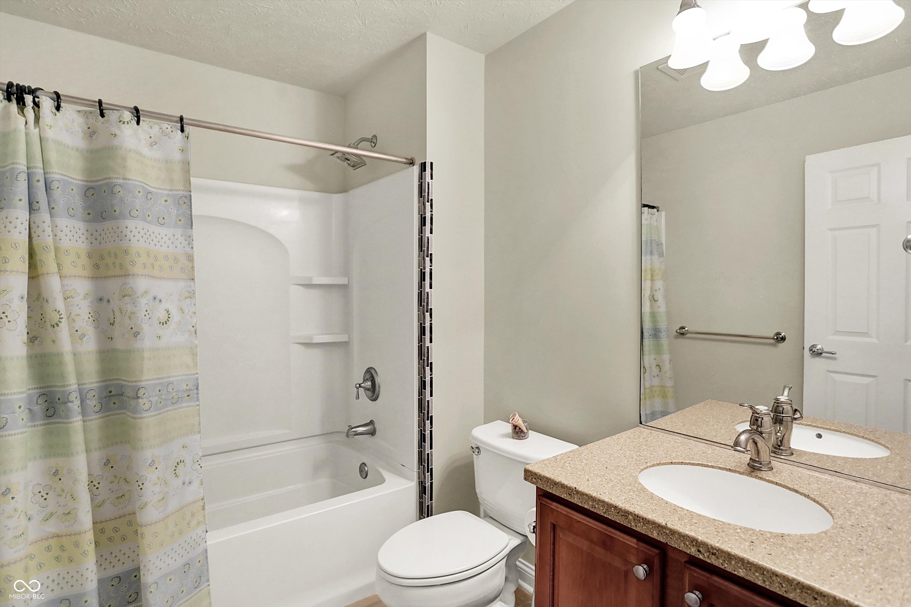 3884 Long Ridge Boulevard