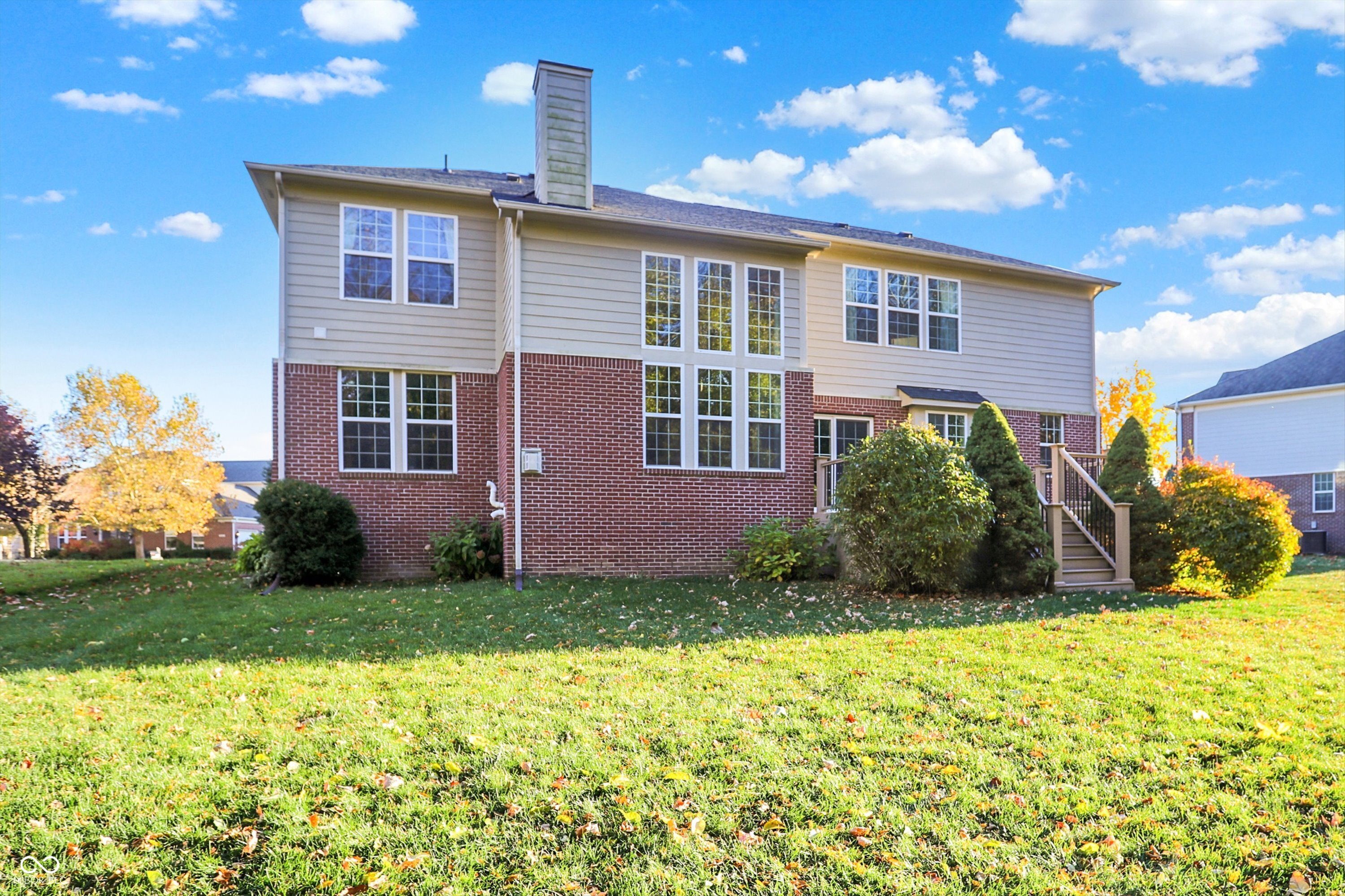 3884 Long Ridge Boulevard