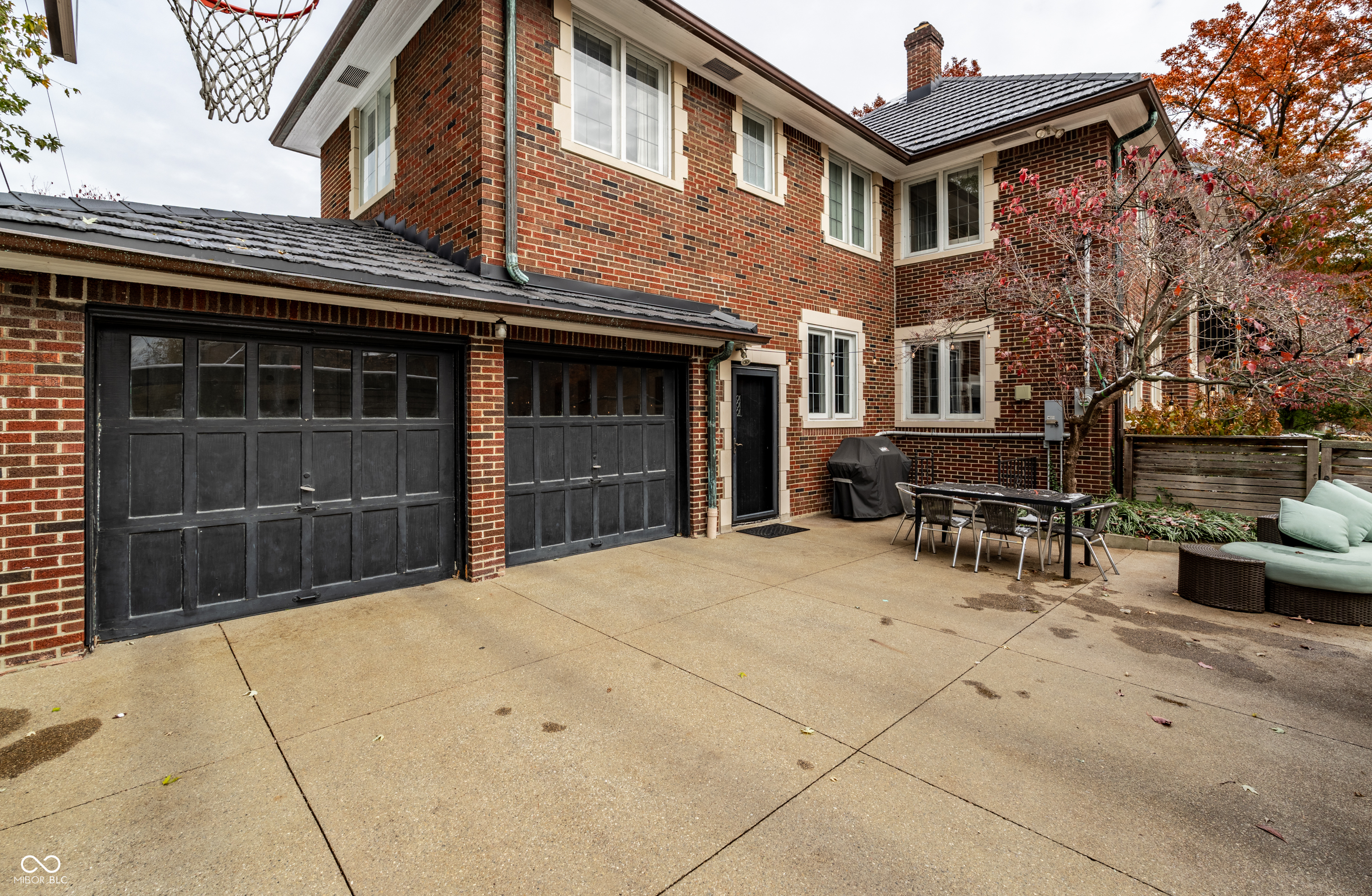 5502 Washington Boulevard