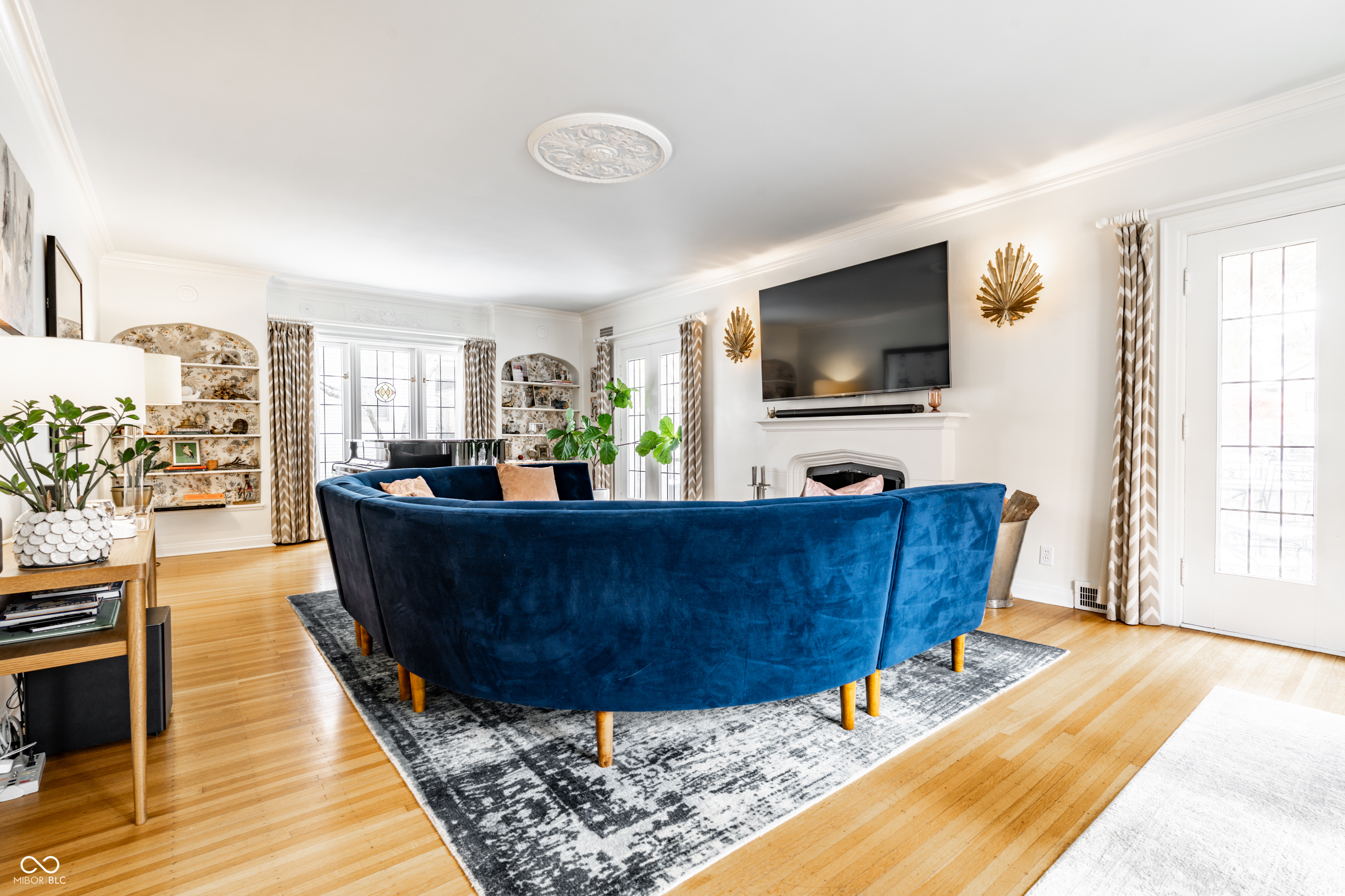 5502 Washington Boulevard