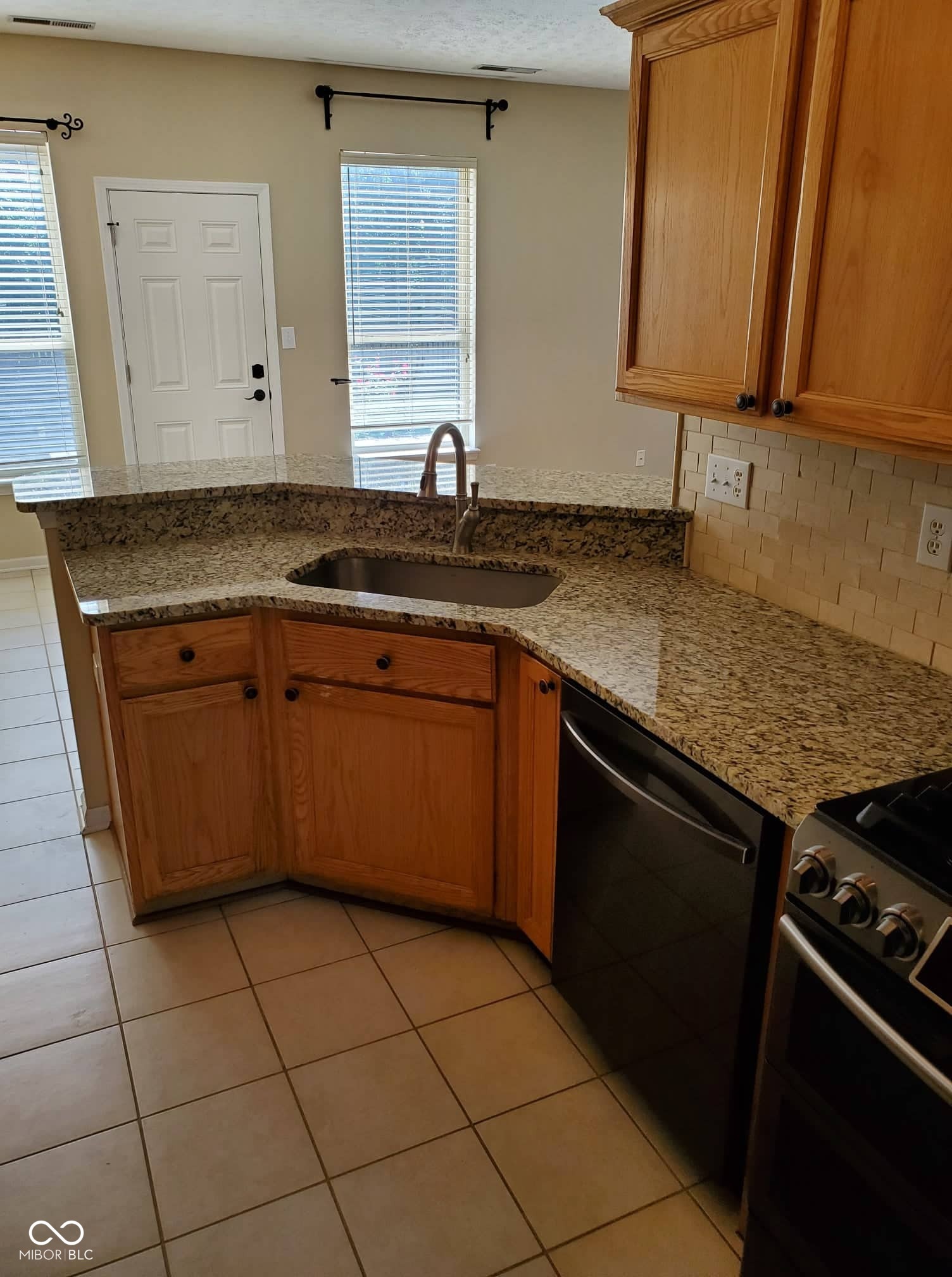 10116 Hawks Lake Drive