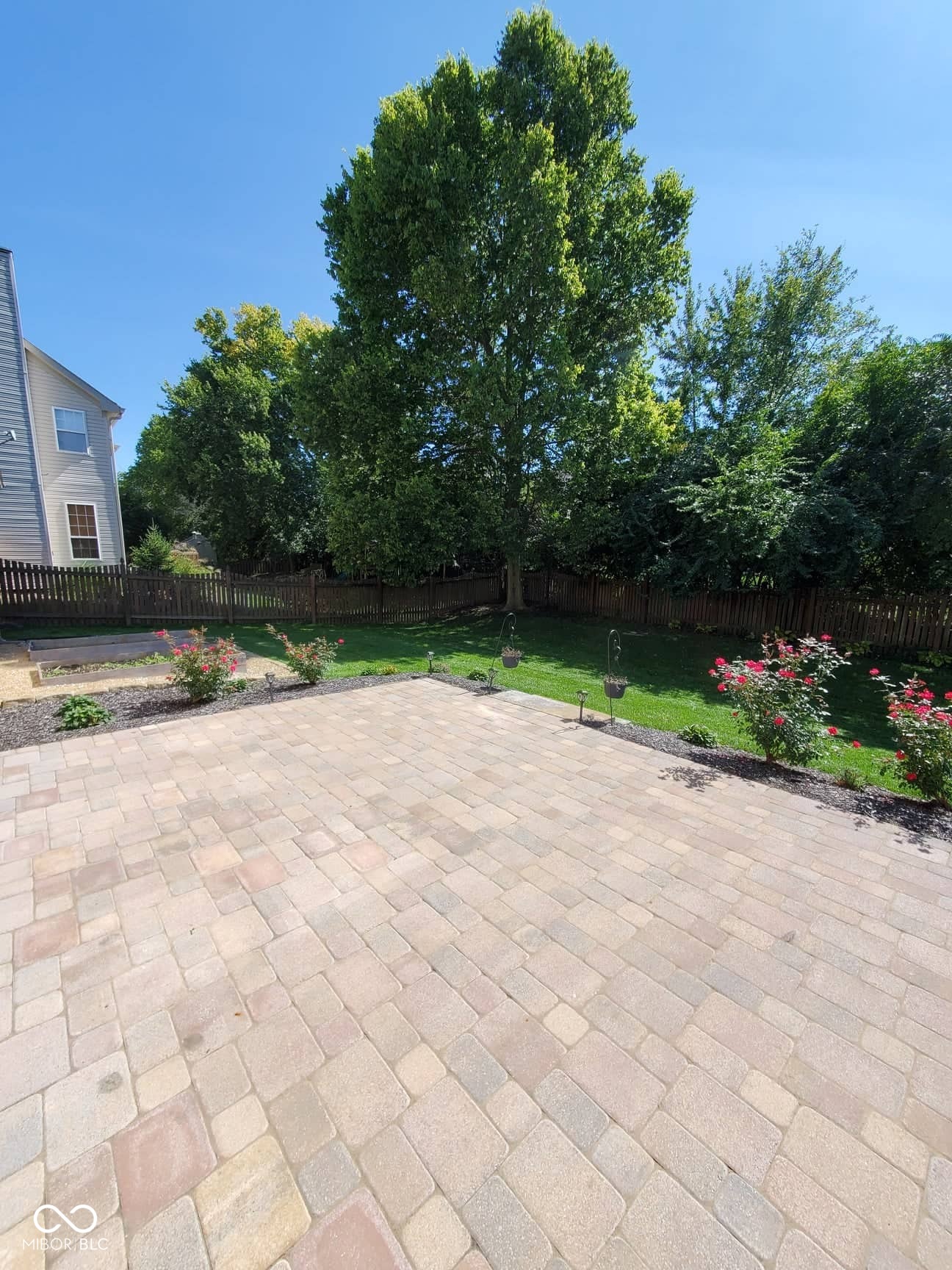 10116 Hawks Lake Drive