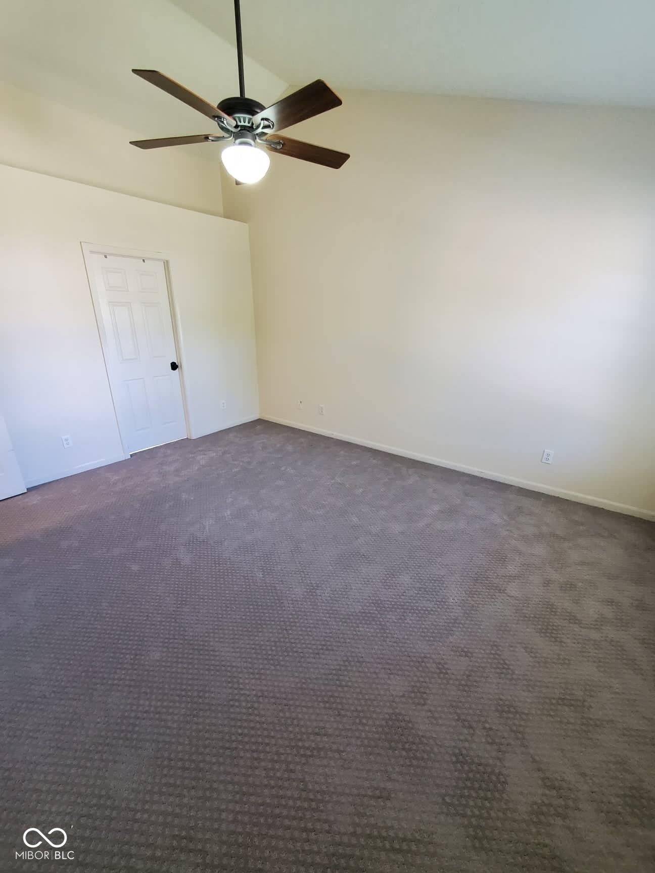 10116 Hawks Lake Drive