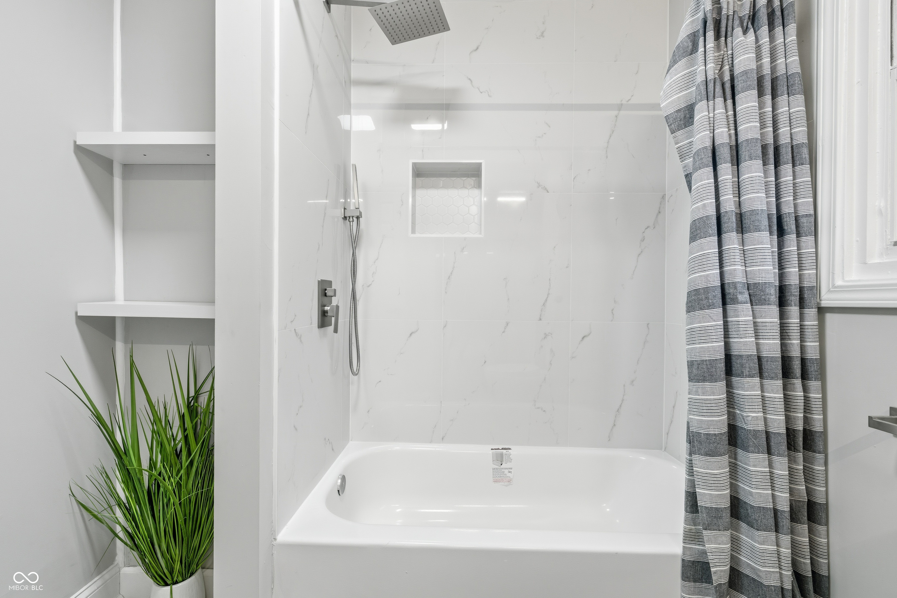 3709 N Layman Avenue