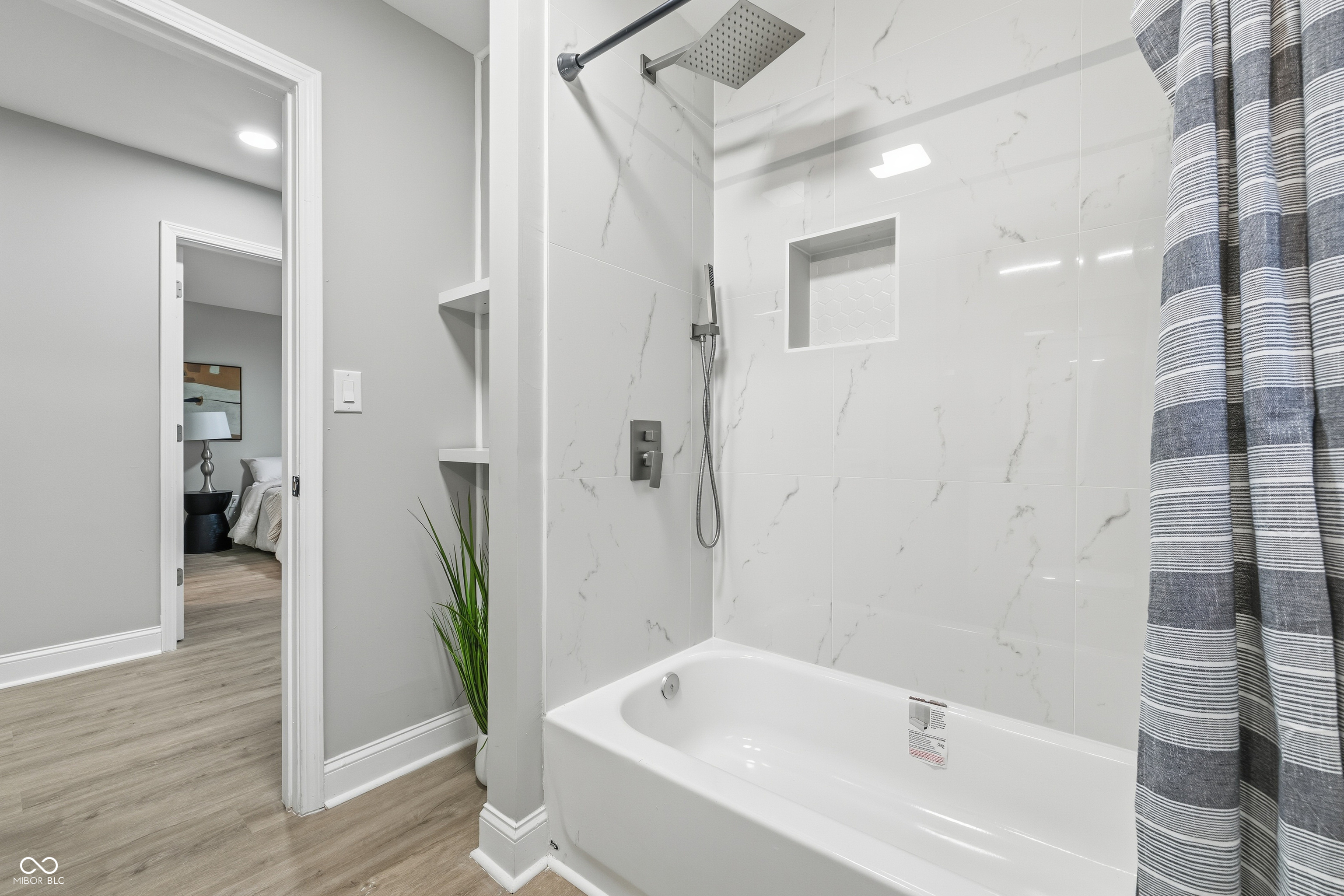 3709 N Layman Avenue