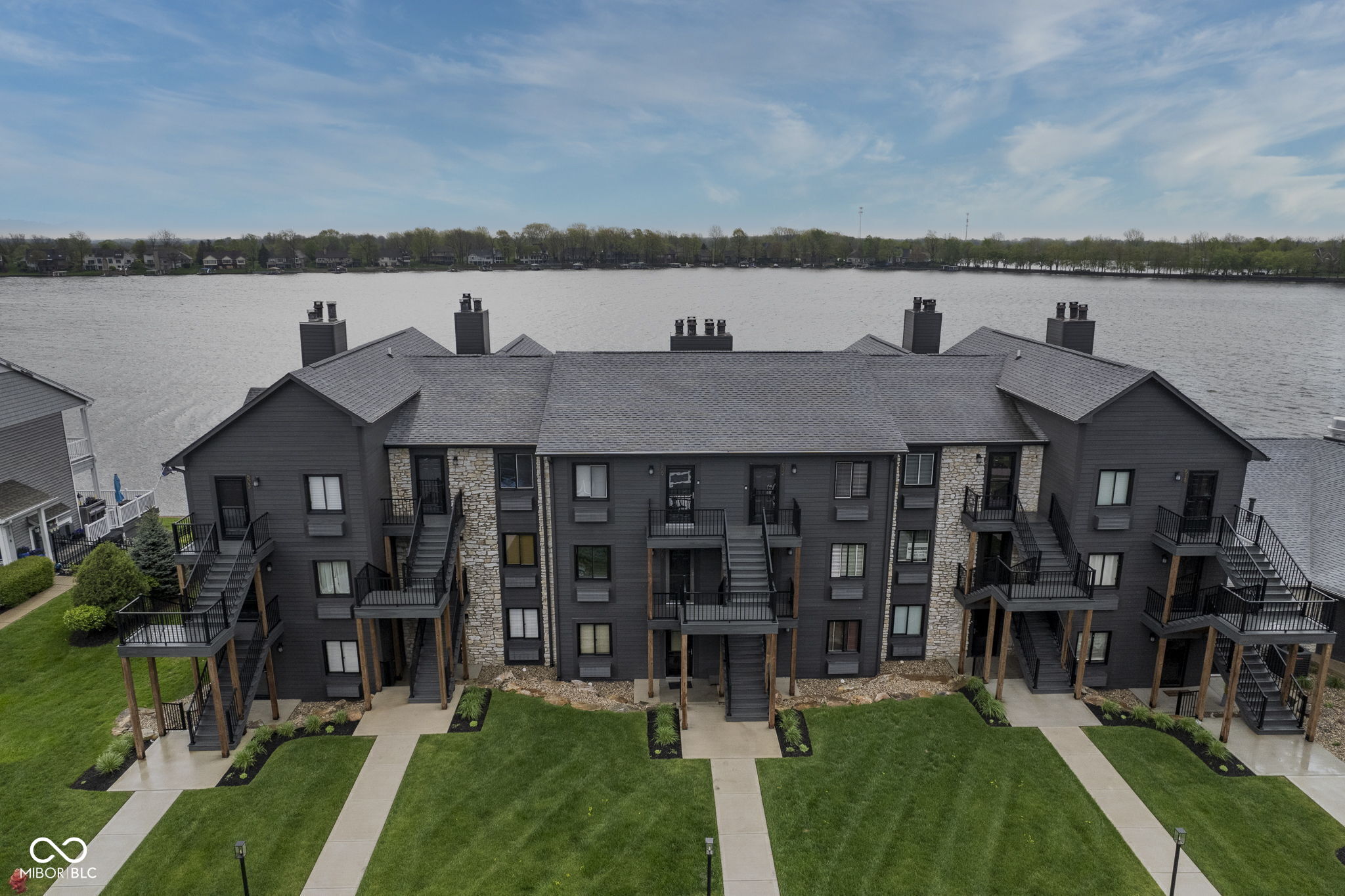 102 Clarendon Drive Unit: 410