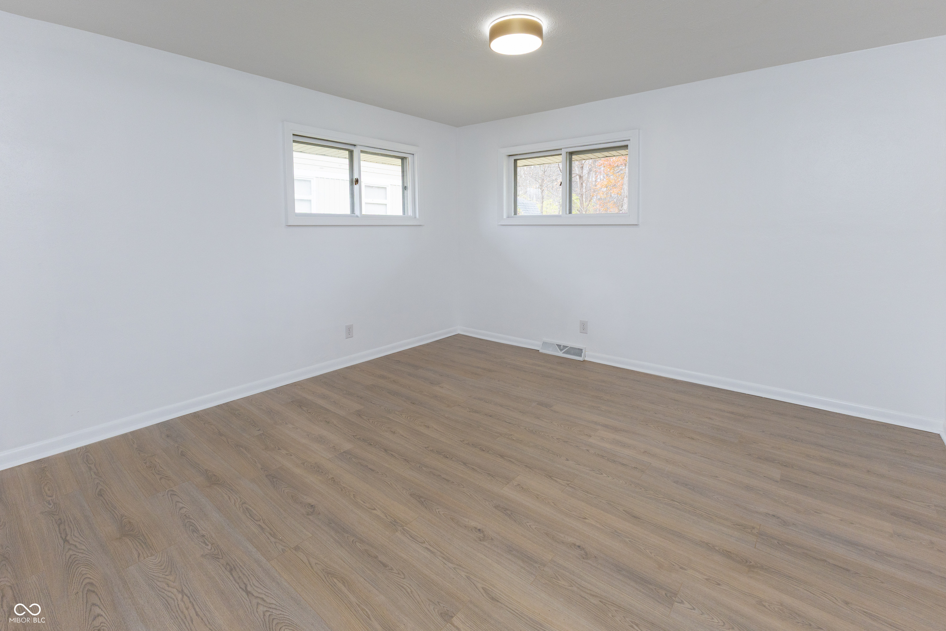 4225 Springwood Trail