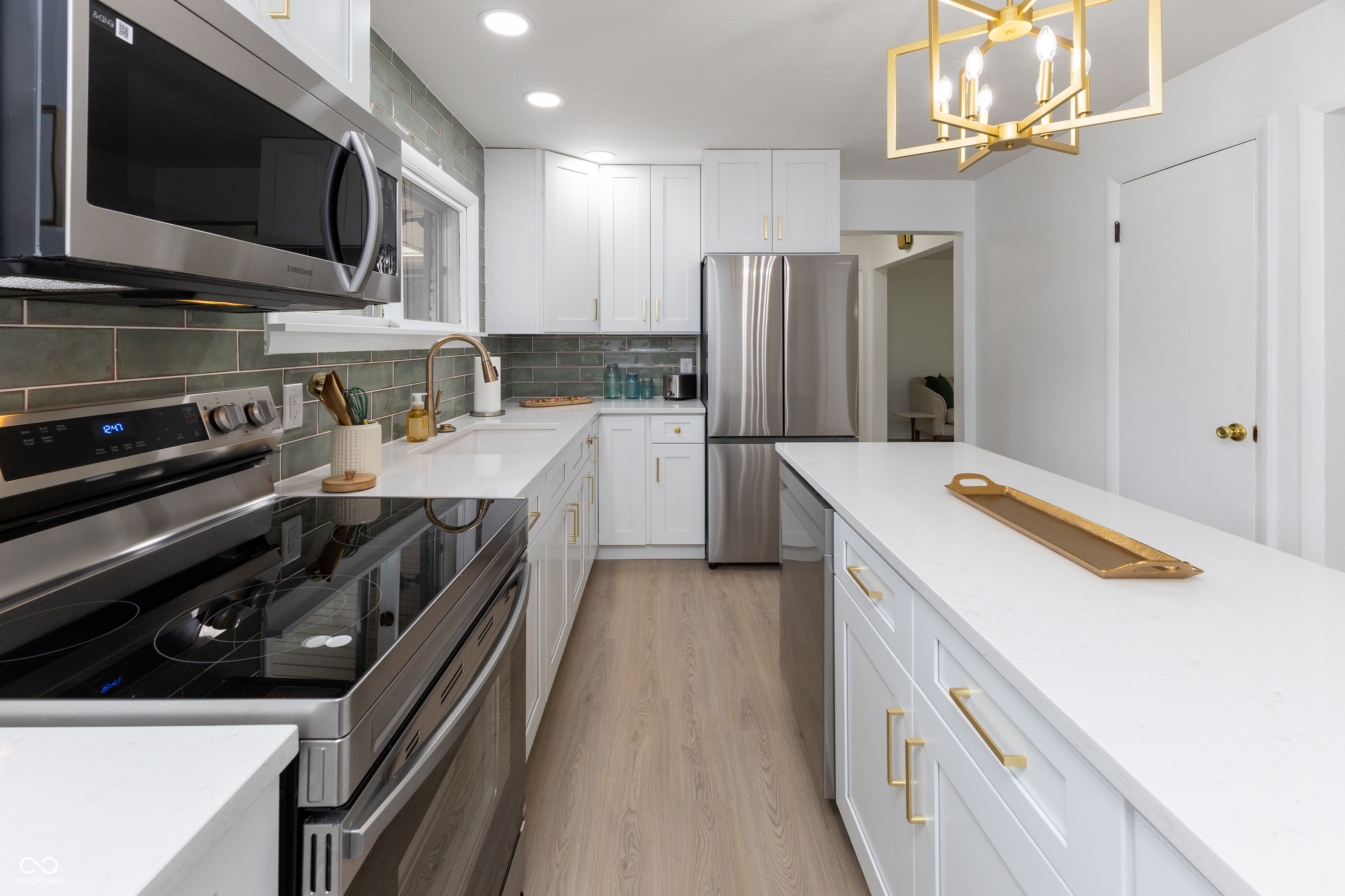 4225 Springwood Trail