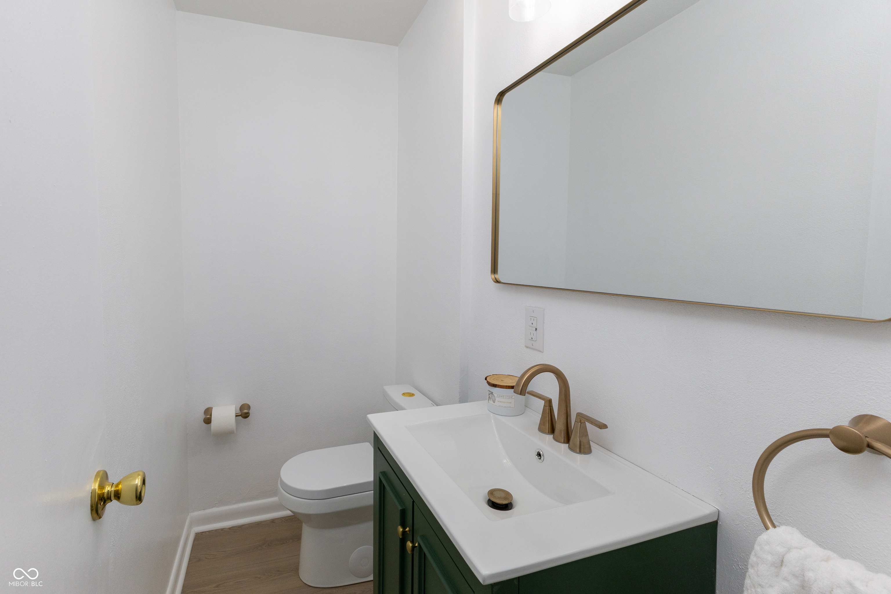 4225 Springwood Trail