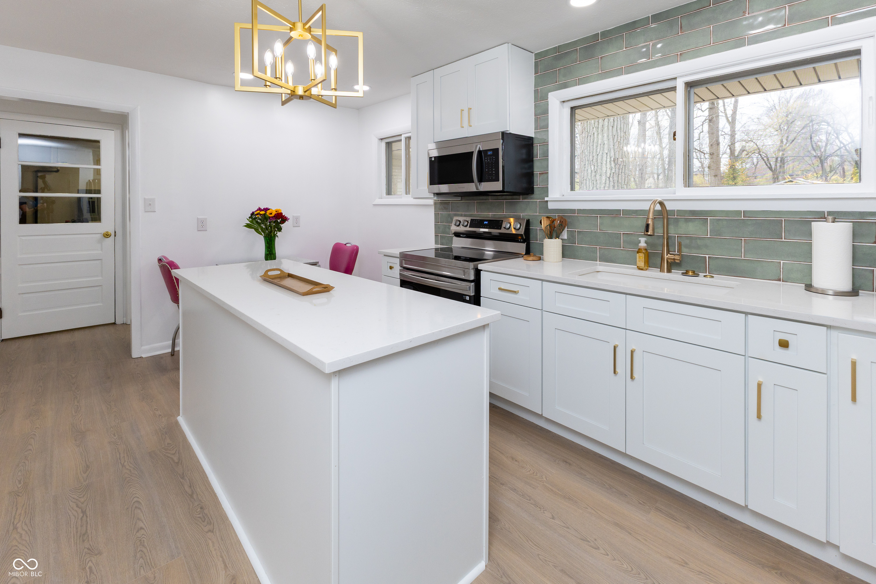 4225 Springwood Trail