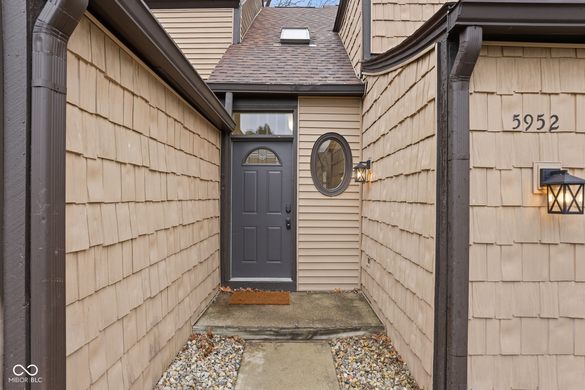 5952 Highgate Circle E