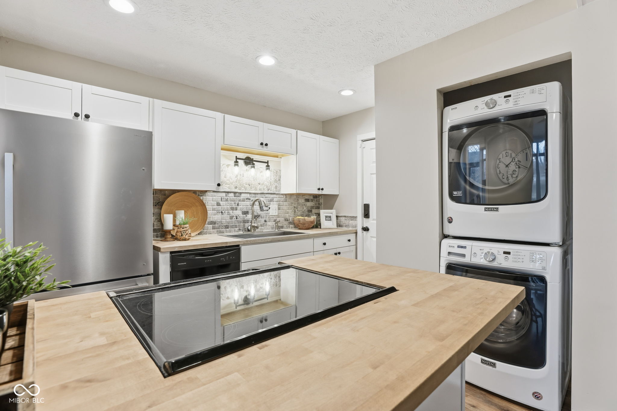 5952 Highgate Circle E