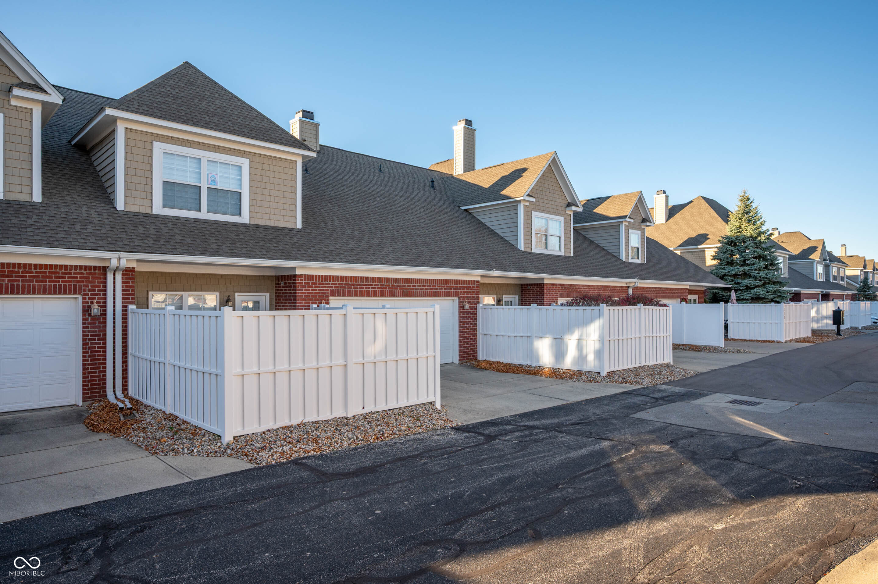 1204 Middlebury Drive