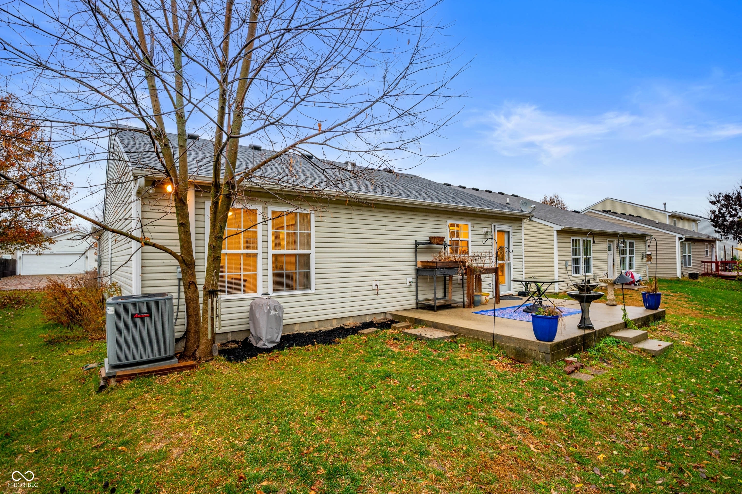 9105 Southernwood Way