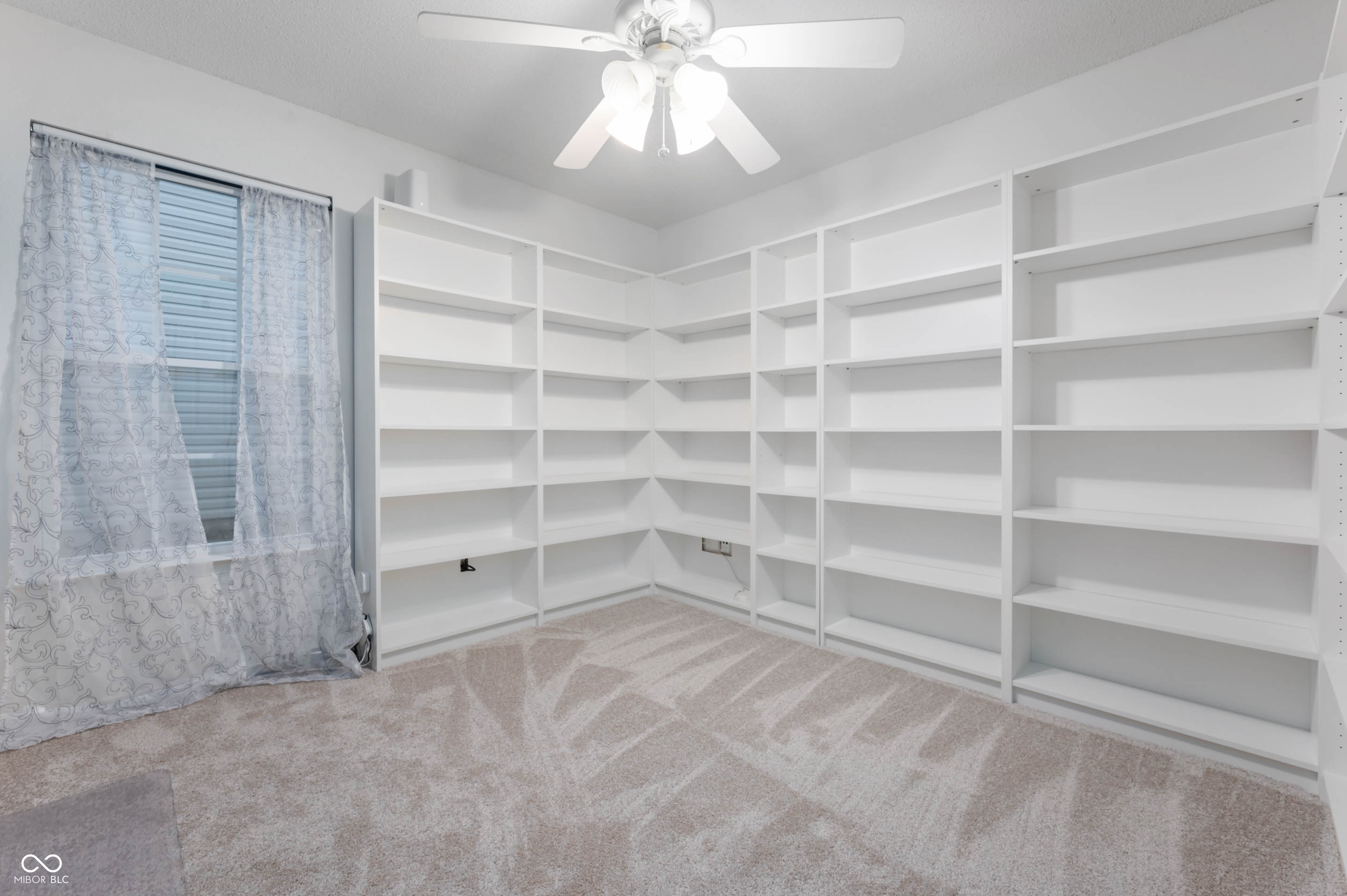 9105 Southernwood Way