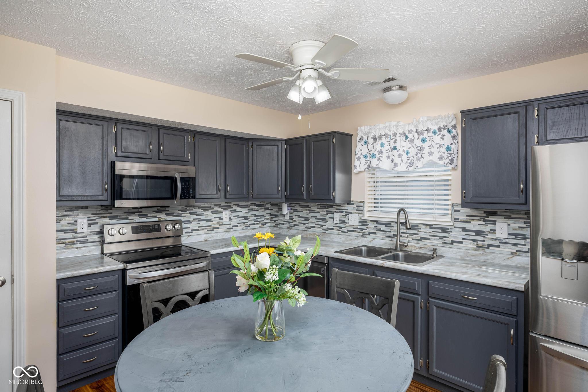 5993 Sycamore Forge Lane