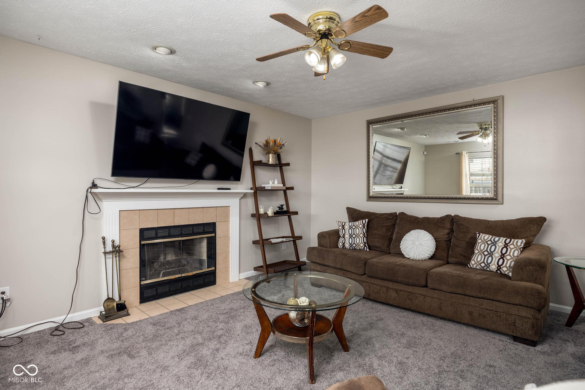 5993 Sycamore Forge Lane